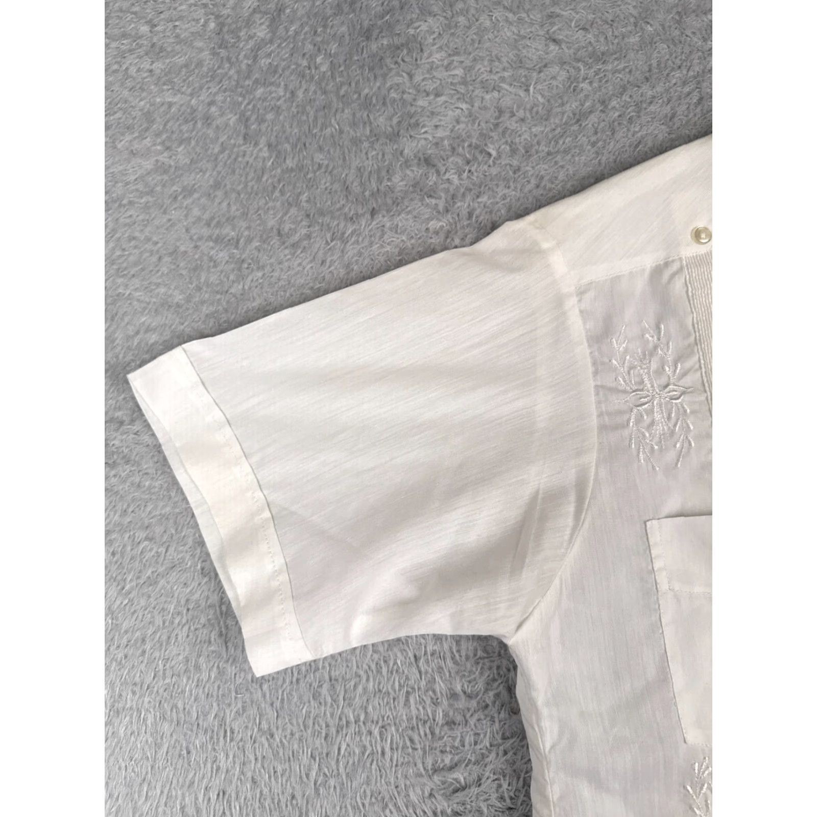 Vintage VINTAGE Maximos Shirt Men 38 White Floral Polyester Blend 4 Pocket Button-Up Short Sleeve Casual Beach Classic 4 Pocket Mens Size US M / EU 48-50 / 2 - 5 Thumbnail
