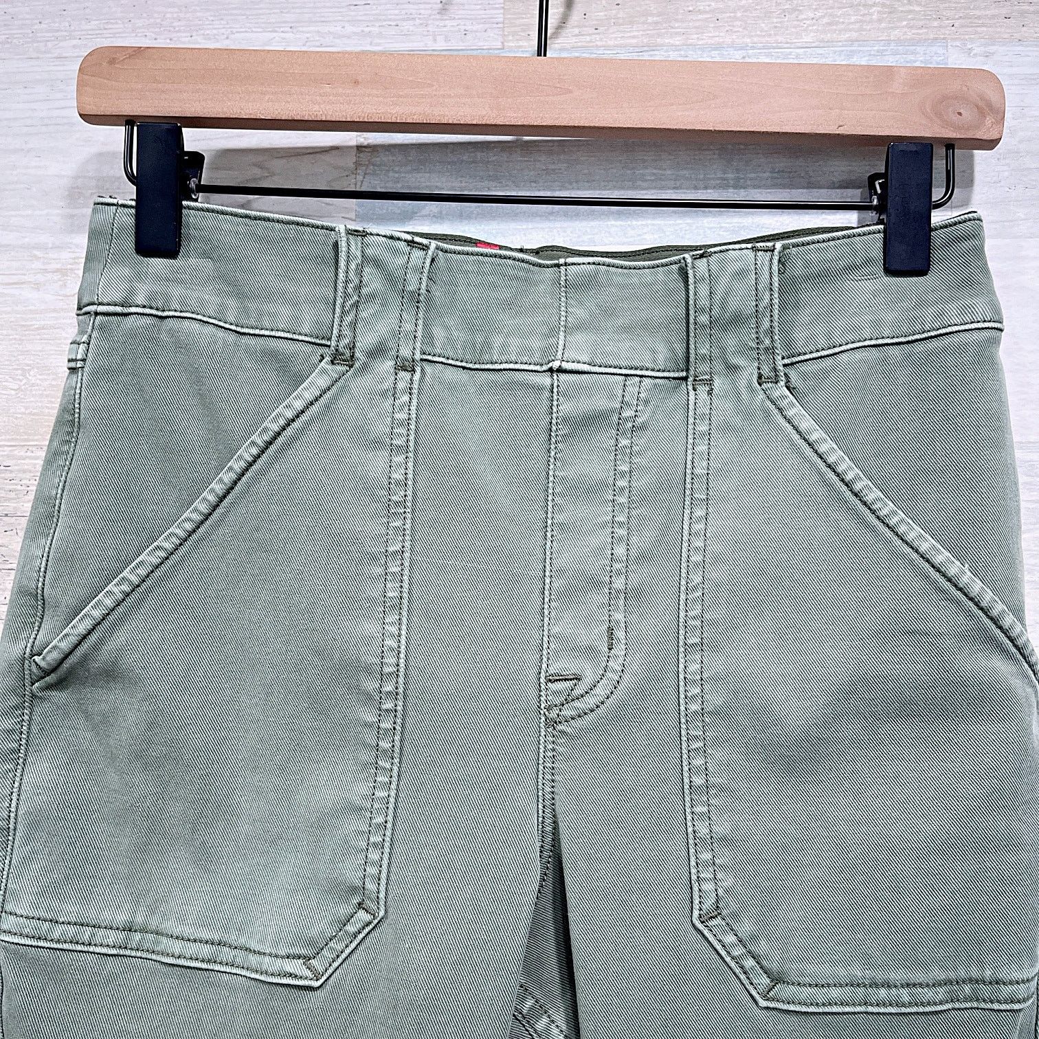 Spanx SPANX Stretch Ankle Cargo Pant Sage Green Womens Medium Size 30" / US 8 / IT 44 - 2 Thumbnail