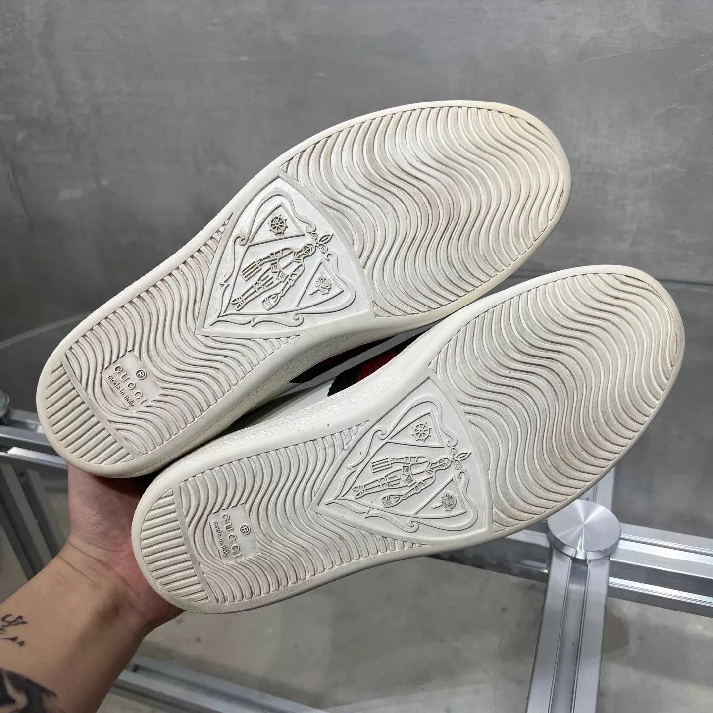 Gucci Gucci white bee sneaker 40.5 (Uk6.5) YH26927 Size US 7.5 / EU 40-41 - 7 Thumbnail