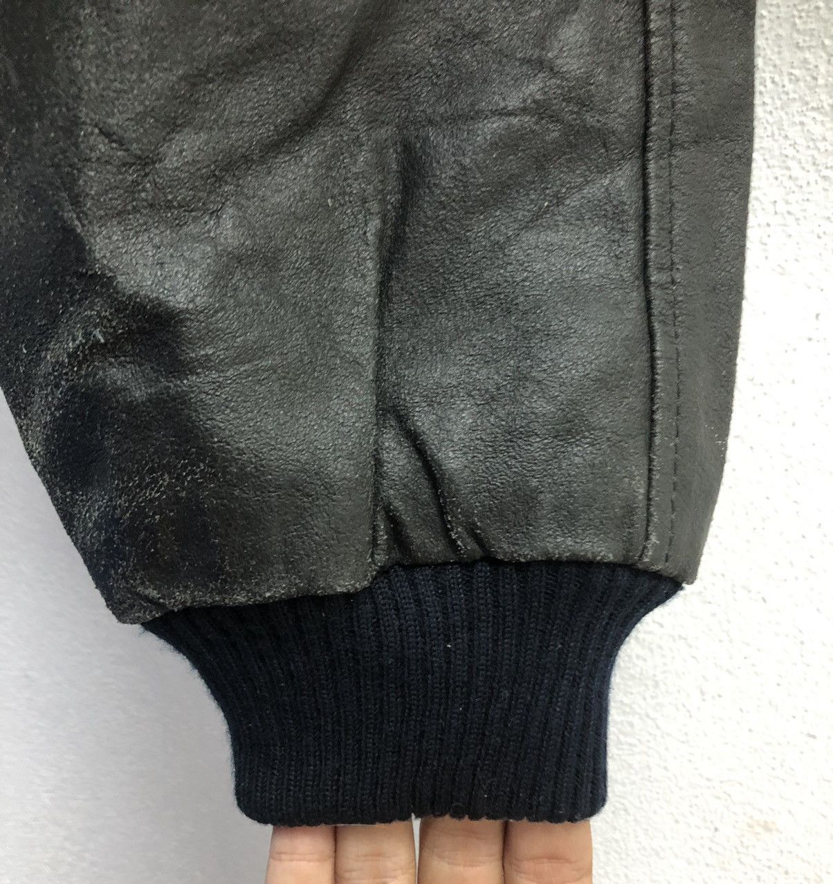 Leather × Vintage Vintage Black Cowhide Leather Bomber Jacket – Size LL Size US XL / EU 56 / 4 - 7 Thumbnail