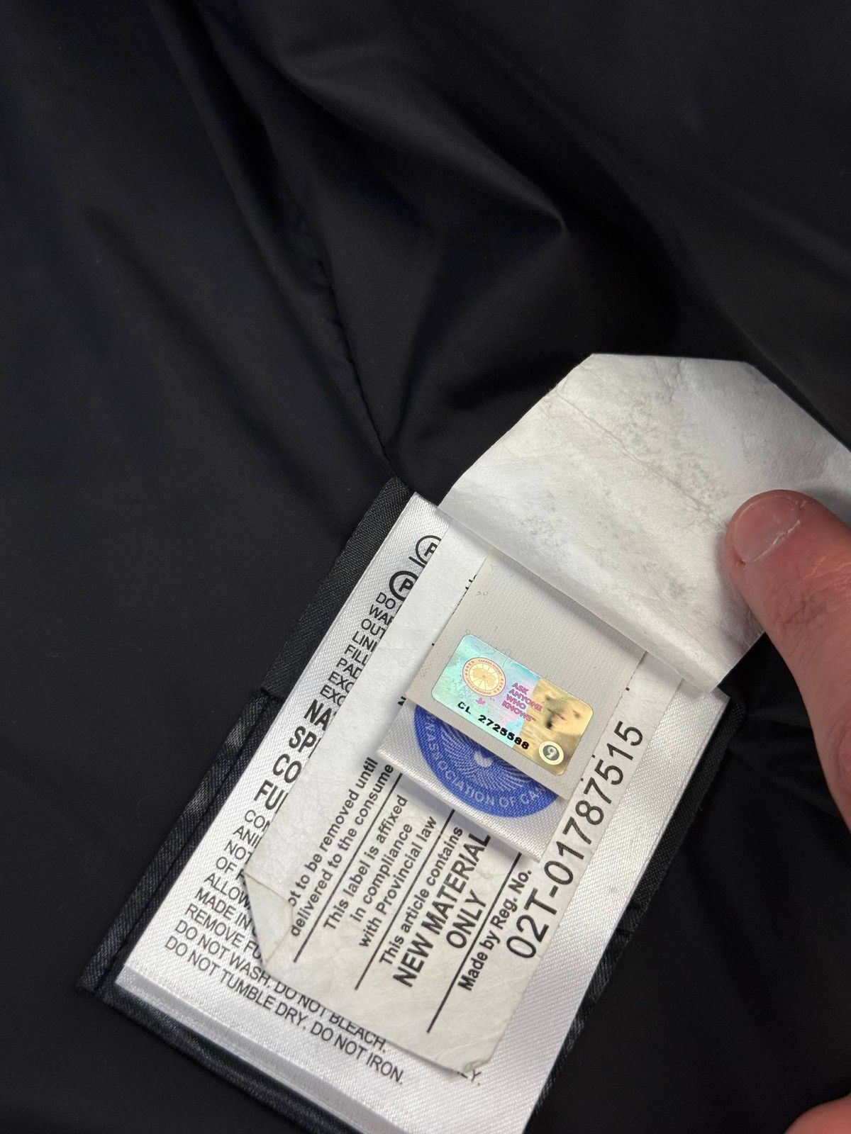 Canada Goose Canada Goose MacMillan Parka Graphite Size L Size US L / EU 52-54 / 3 - 20 Thumbnail