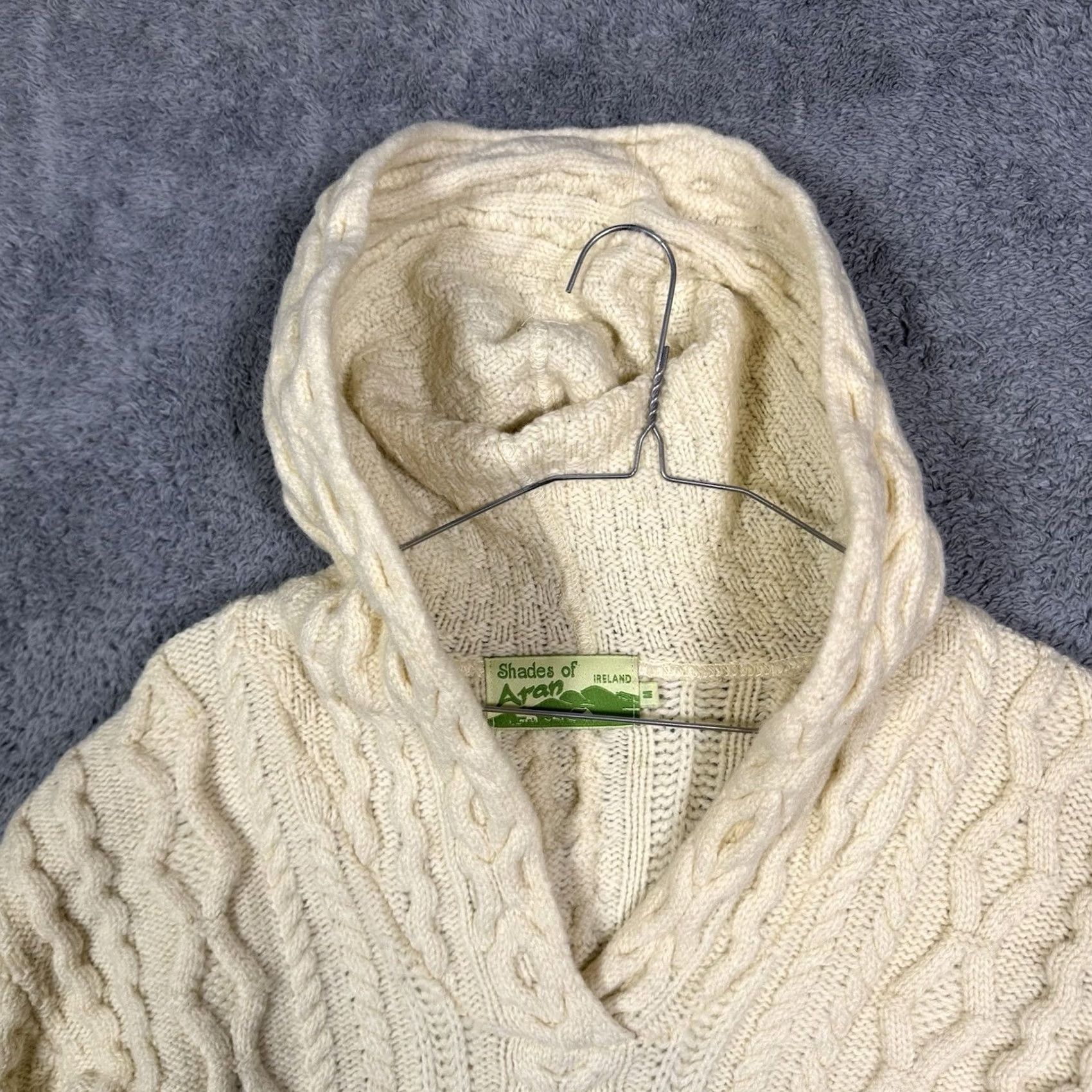 Vintage Aran Sweater Womens M Craft Hoodie Cable Knit Fisherman Merino Wool Pullover - Classic Indoor Size M / US 6-8 / IT 42-44 - 4 Thumbnail