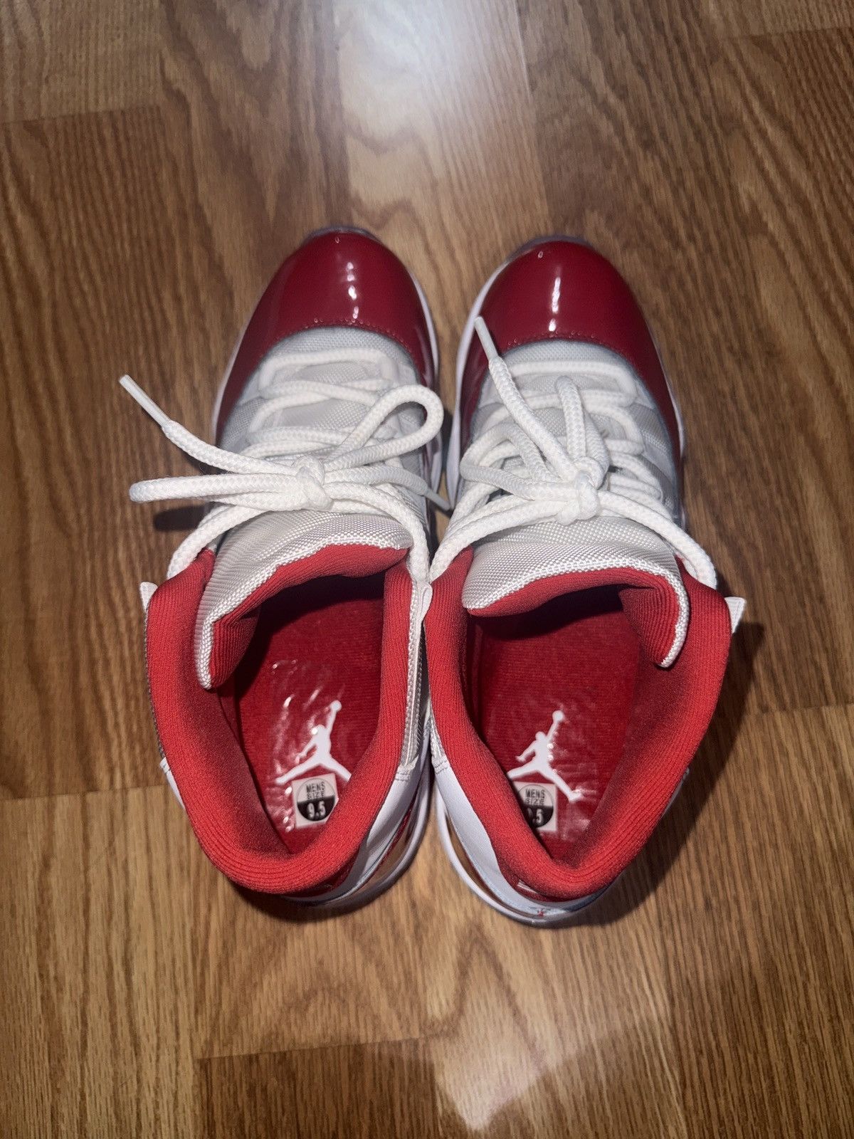 Jordan Brand Air Jordan 11 Retro ‘Cherry’ 2022 Size US 9.5 / EU 42-43 - 6 Thumbnail