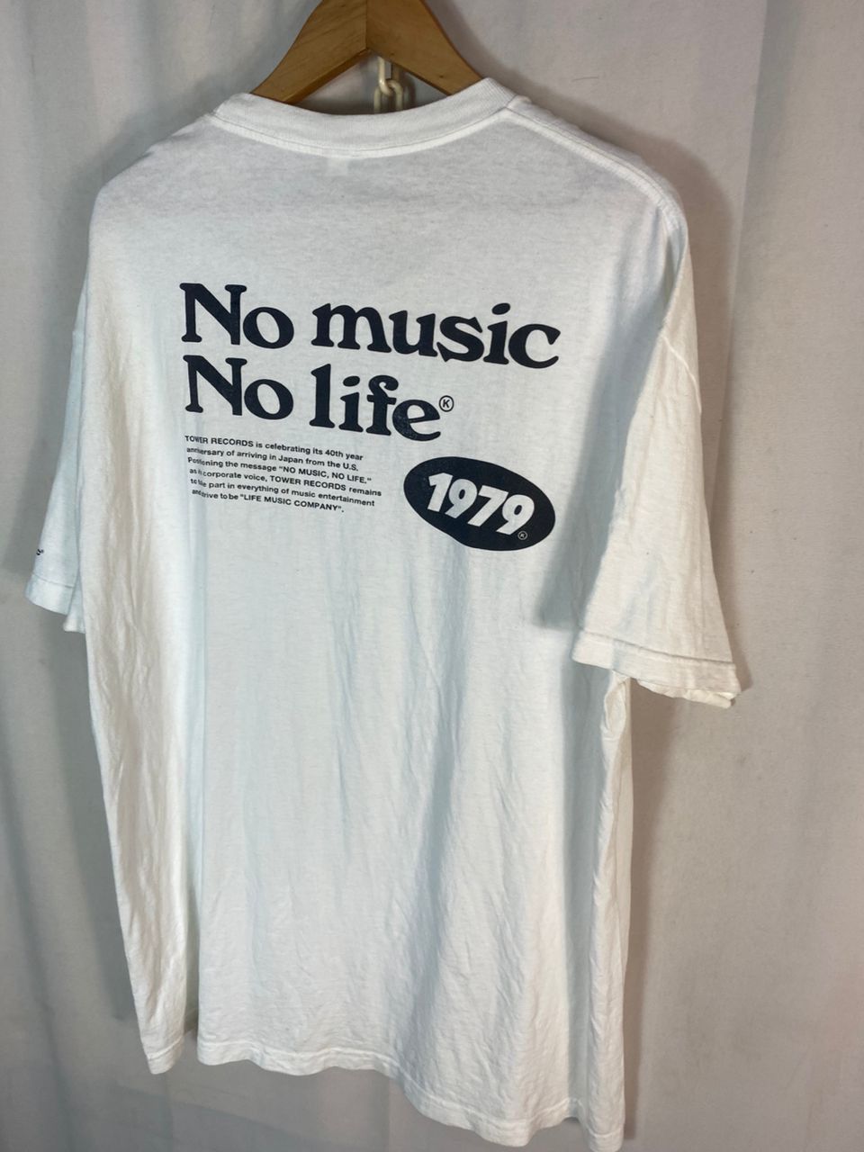 Vintage “No music no life” tower records tshirt by youth loser 1997 Size US XL / EU 56 / 4 - 6 Thumbnail