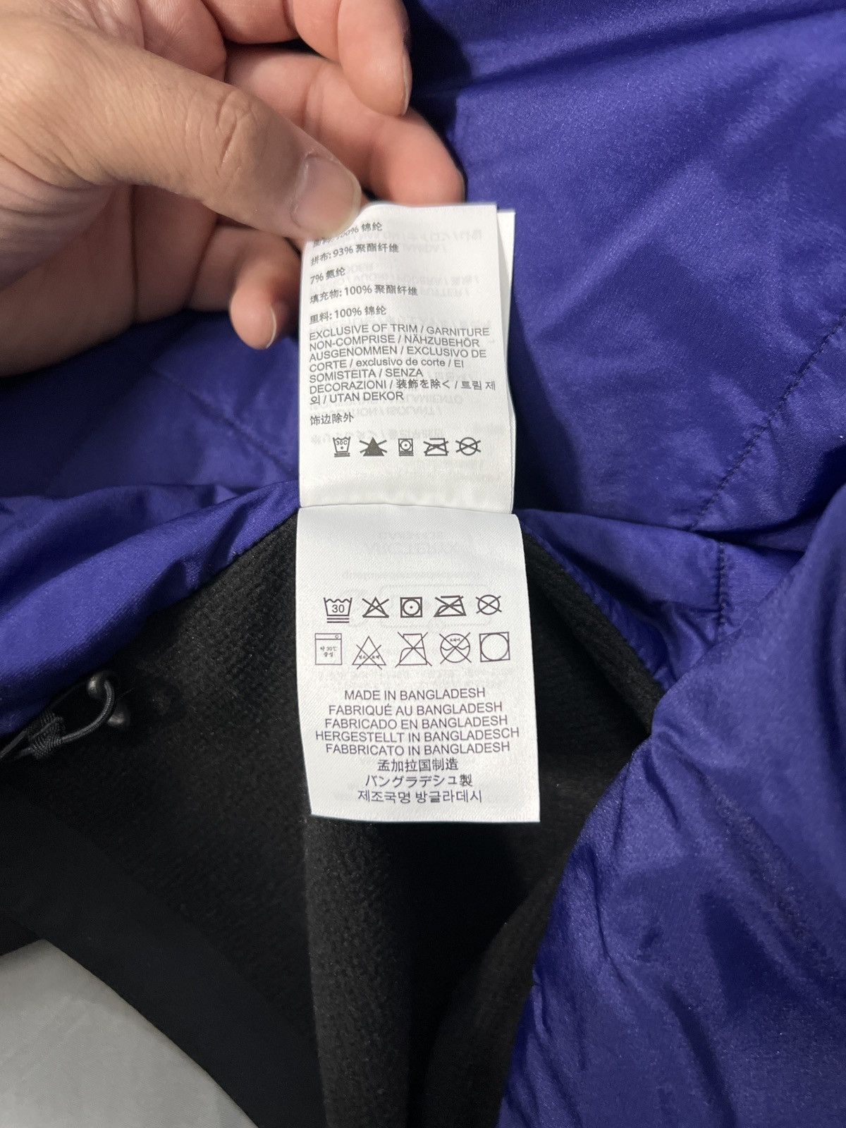Arc'teryx Arc’teryx Atom Hoody – Black/Soul/Electra Size Small Size US S / EU 44-46 / 1 - 17 Thumbnail