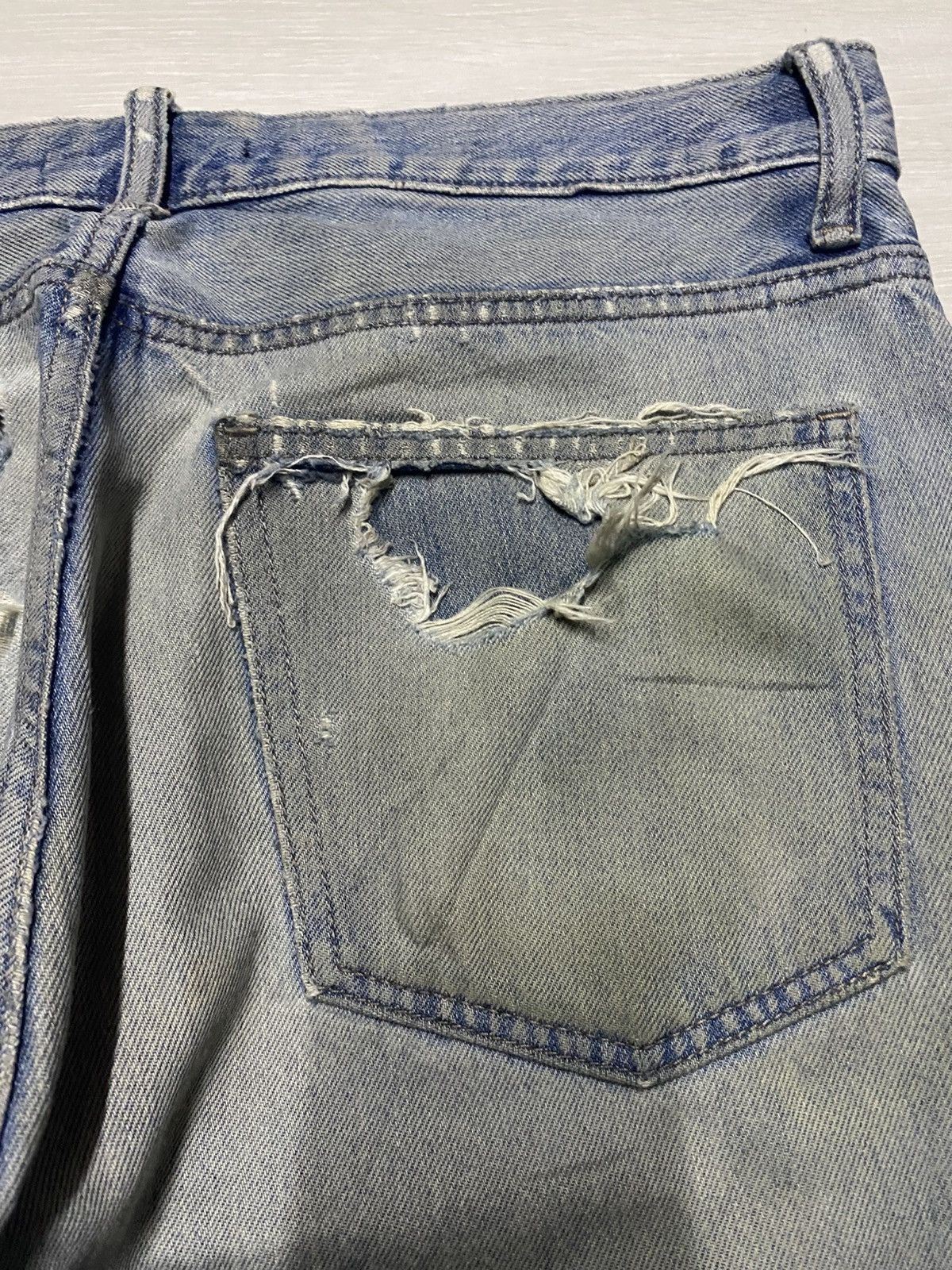 Uniqlo Vintage Japanese Uniqlo Grunge Distressed Tappered Leg Jeans Size US 34 / EU 50 - 10 Thumbnail