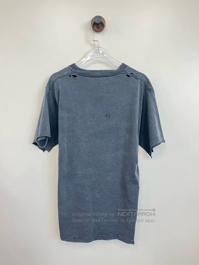 Balenciaga Balenciaga Distressed New logo short-sleeve T-shirt Size US S / EU 44-46 / 1 - 2 Thumbnail