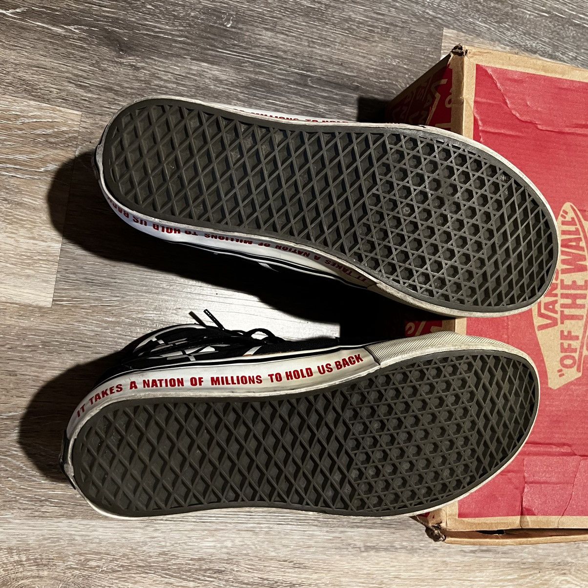 Public Enemy × Supreme × Vans Supreme Public Enemy Vans Hi Top Size US 10.5 / EU 43-44 - 9 Thumbnail