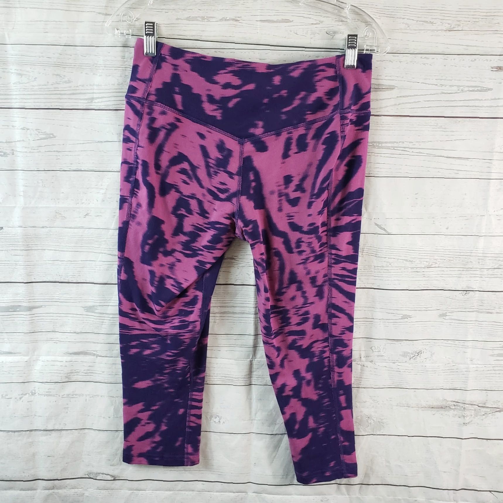 Nike Nike Womens Capri Leggings Size M Purple Mid Rise Cotton Blend Size 32" / US 10 / IT 46 - 3 Thumbnail