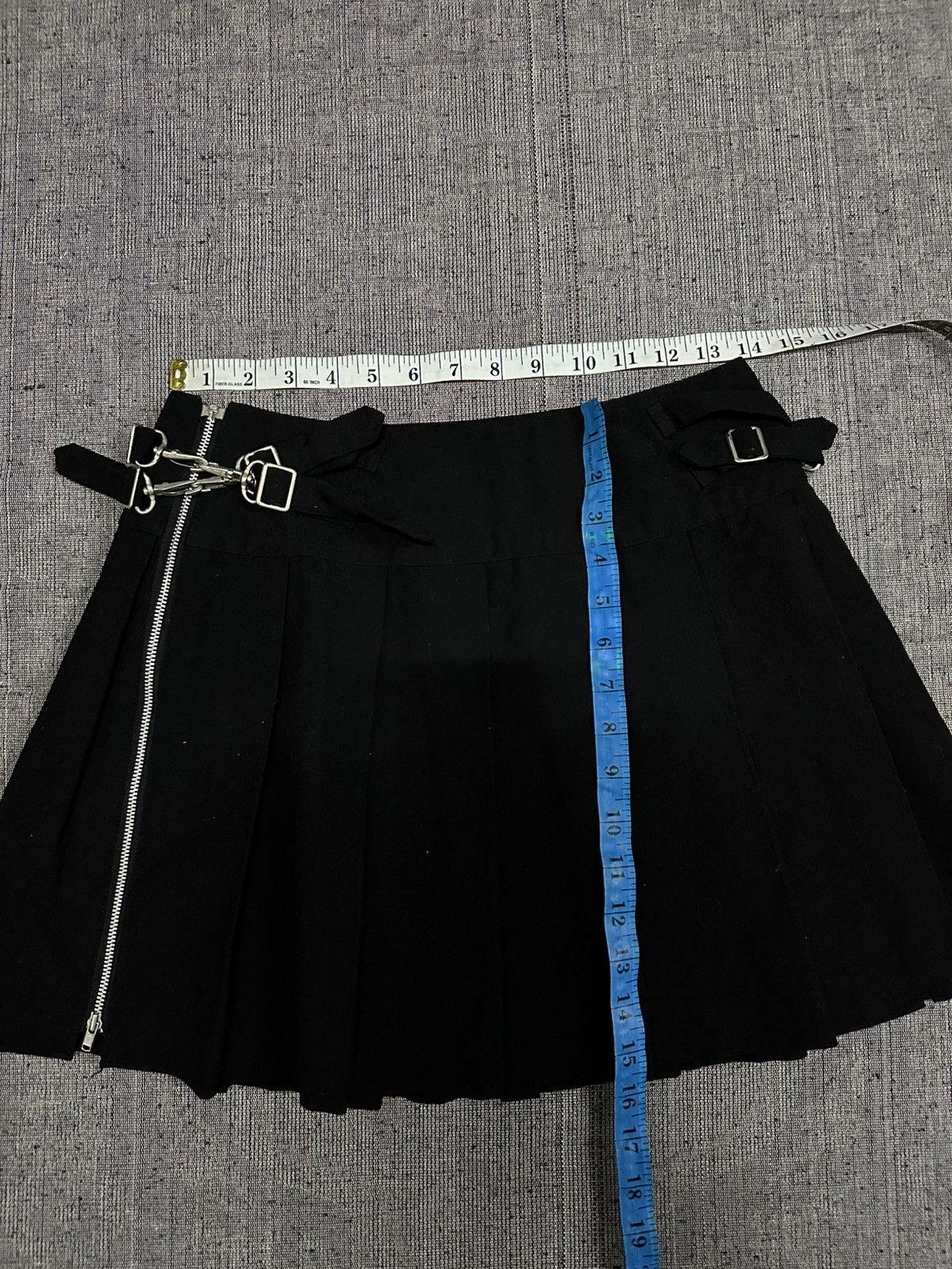 Seditionaries Vintage CHOOP Japanese Hypebeast Punk Goth Buckle Mini Skirt Size 28" / US 6 / IT 42 - 11 Thumbnail