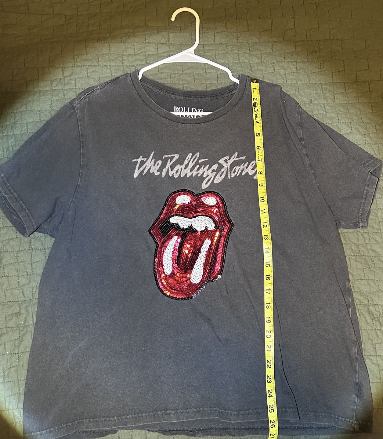 Lucky Brand Rolling Stones T-Shirt with Sequin Lips Size L / US 10 / IT 46 - 4 Thumbnail