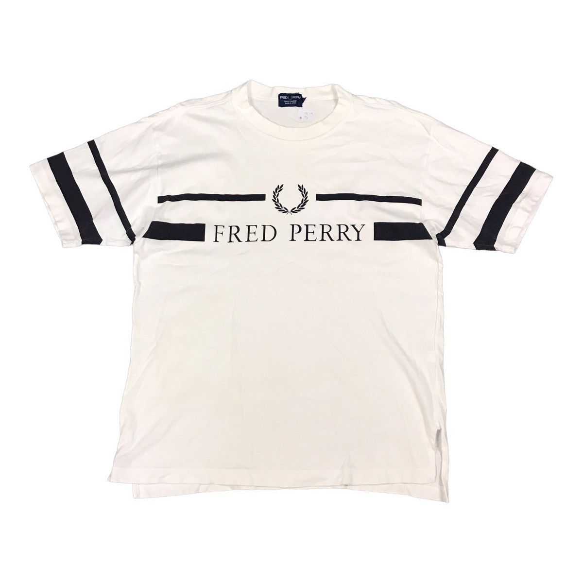 Vintage Japan Fred Perry Design Logo Tshirt