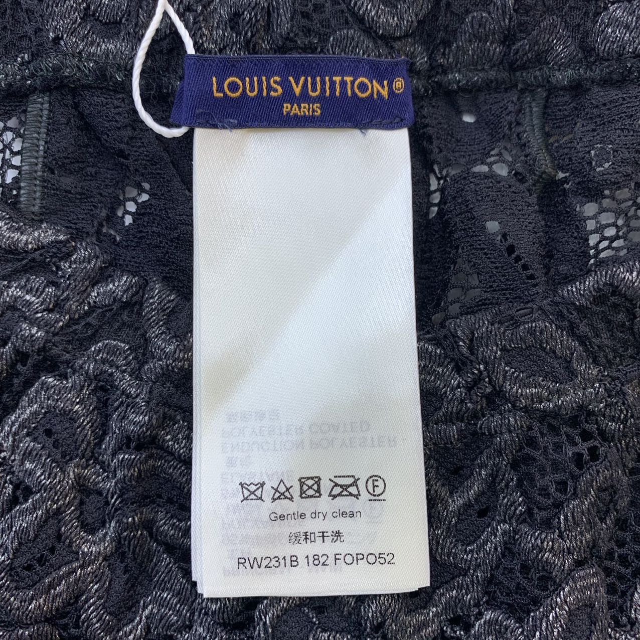 Louis Vuitton Louis Vuitton Black Hollow-out Casual Pants K26WX Size 26" / US 2 / IT 38 - 5 Thumbnail