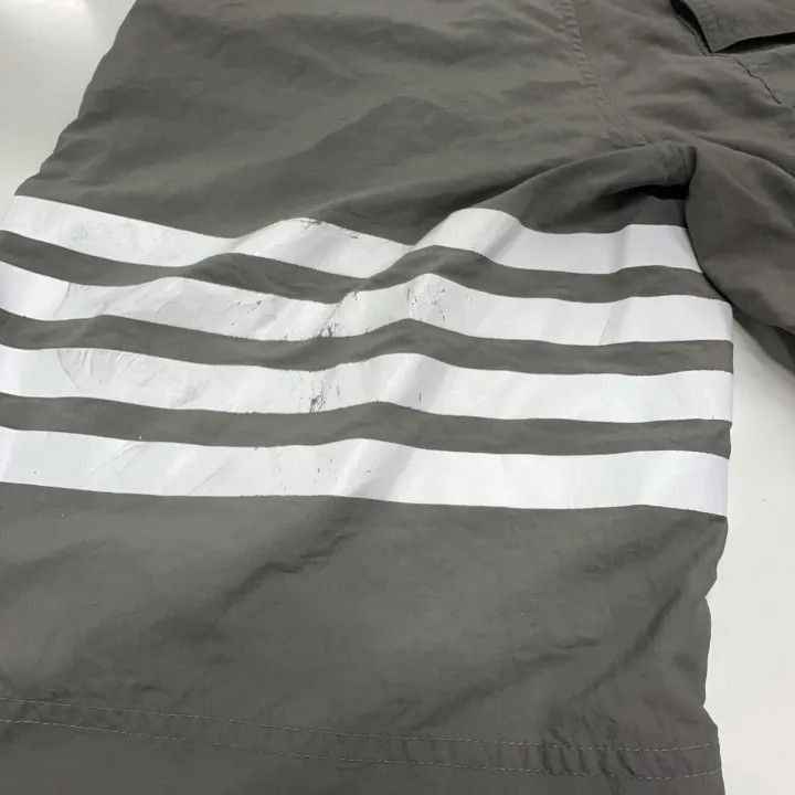 Thom Browne Thom Browne Waterproof Casual Shorts for Men -2507 Size US 26 / EU 42 - 6 Thumbnail