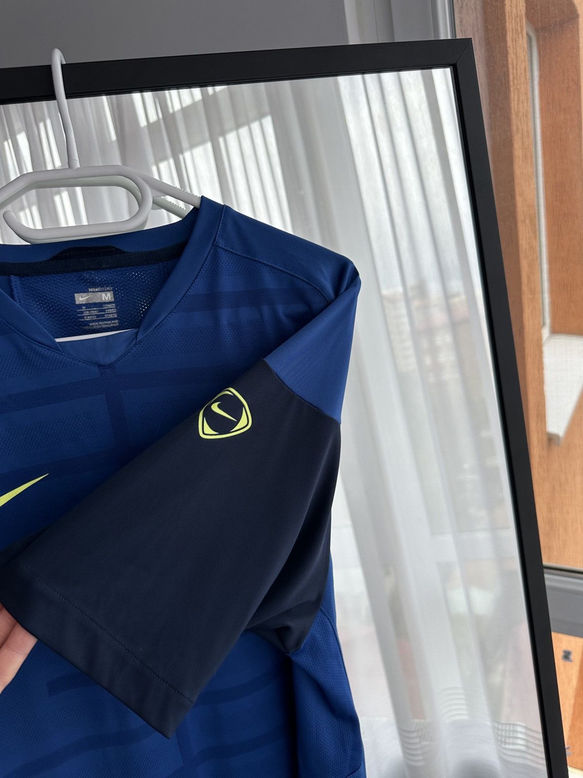 Nike × Vintage Vintage Nike Barcelona Football Training Jersey 2009/10 Size US M / EU 48-50 / 2 - 7 Thumbnail