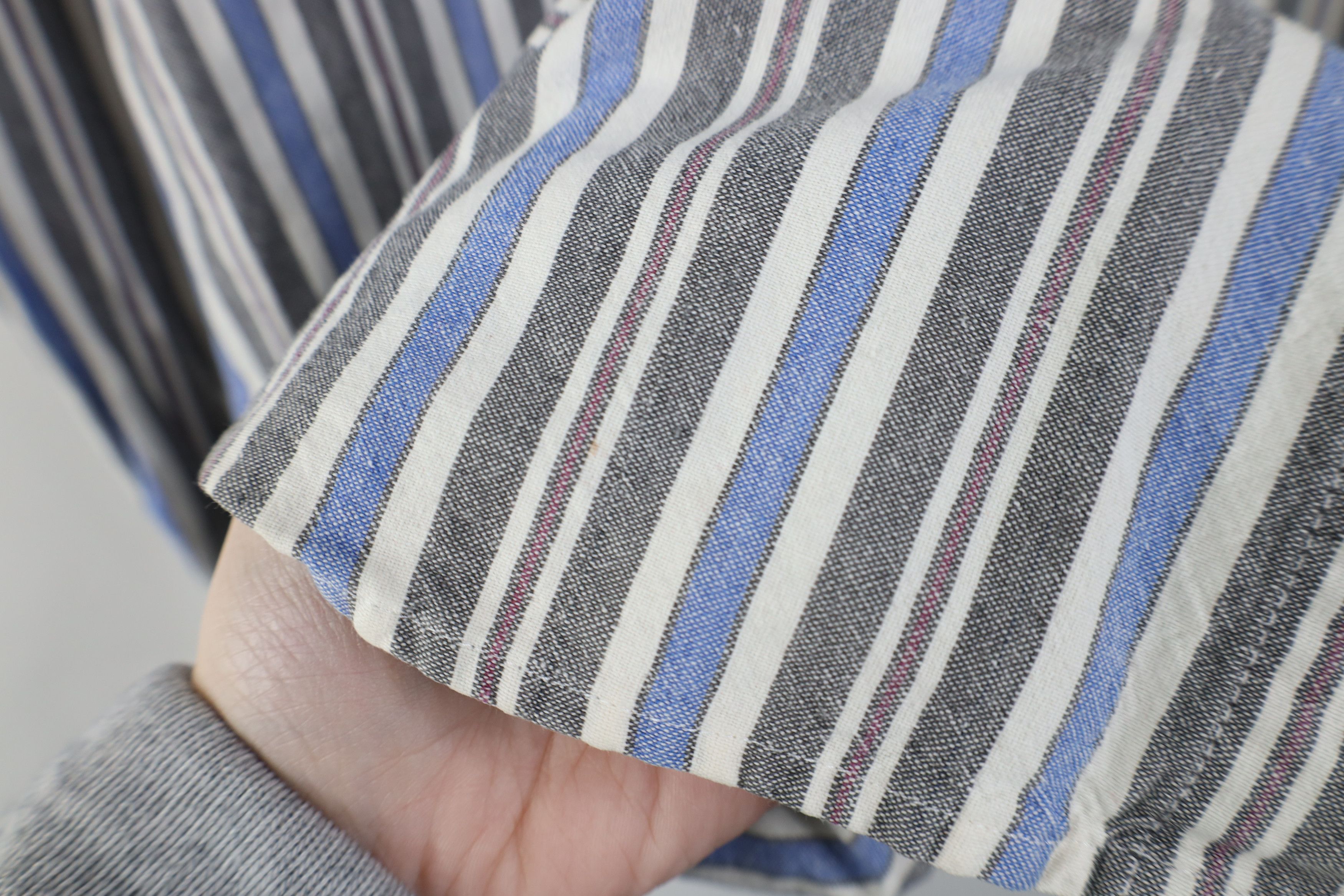 Vintage Vintage 90s Streetwear Block Collared Button Down Shirt Size US XL / EU 56 / 4 - 9 Thumbnail