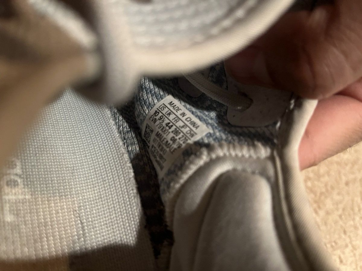 Yeezy Yeezy 350 Size US 10 / EU 43 - 5 Thumbnail