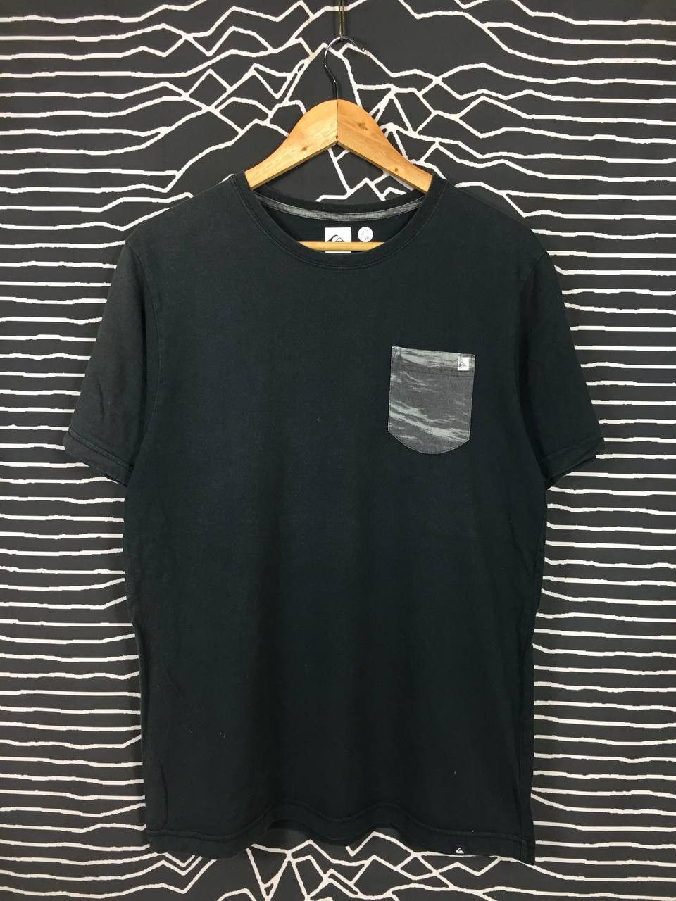 Quiksilver Quiksilver Boardriding Company Big Logo Surfwear Pocket Tee Size US XL / EU 56 / 4 - 5 Thumbnail