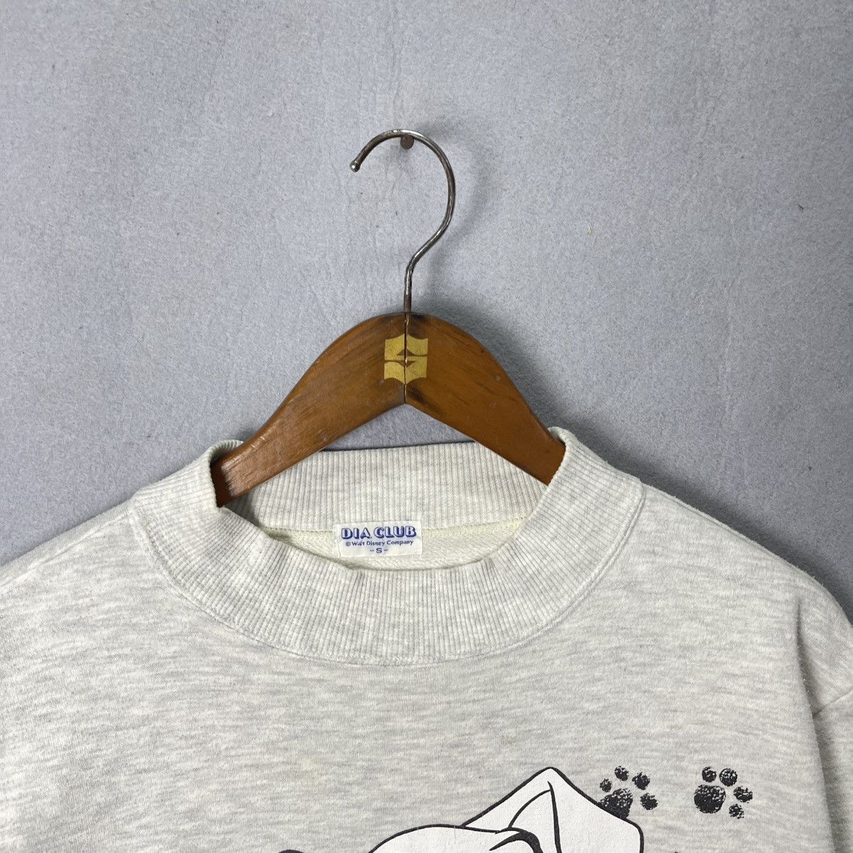 Disney Vintage Disney 101 Dalmatians Graphic Crewneck Sweatshirt Size US S / EU 44-46 / 1 - 2 Thumbnail