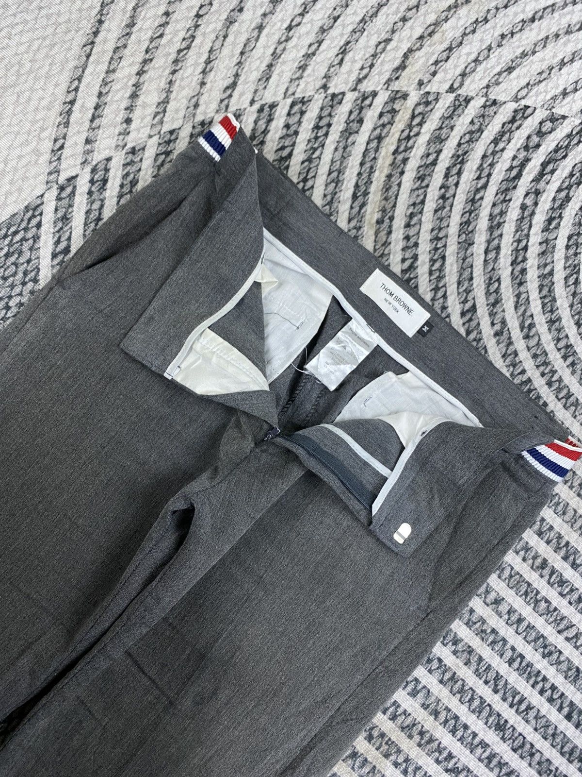 Thom Browne 🔥Thom Browne Dark Grey Casual Pants Size US 33 - 6 Thumbnail