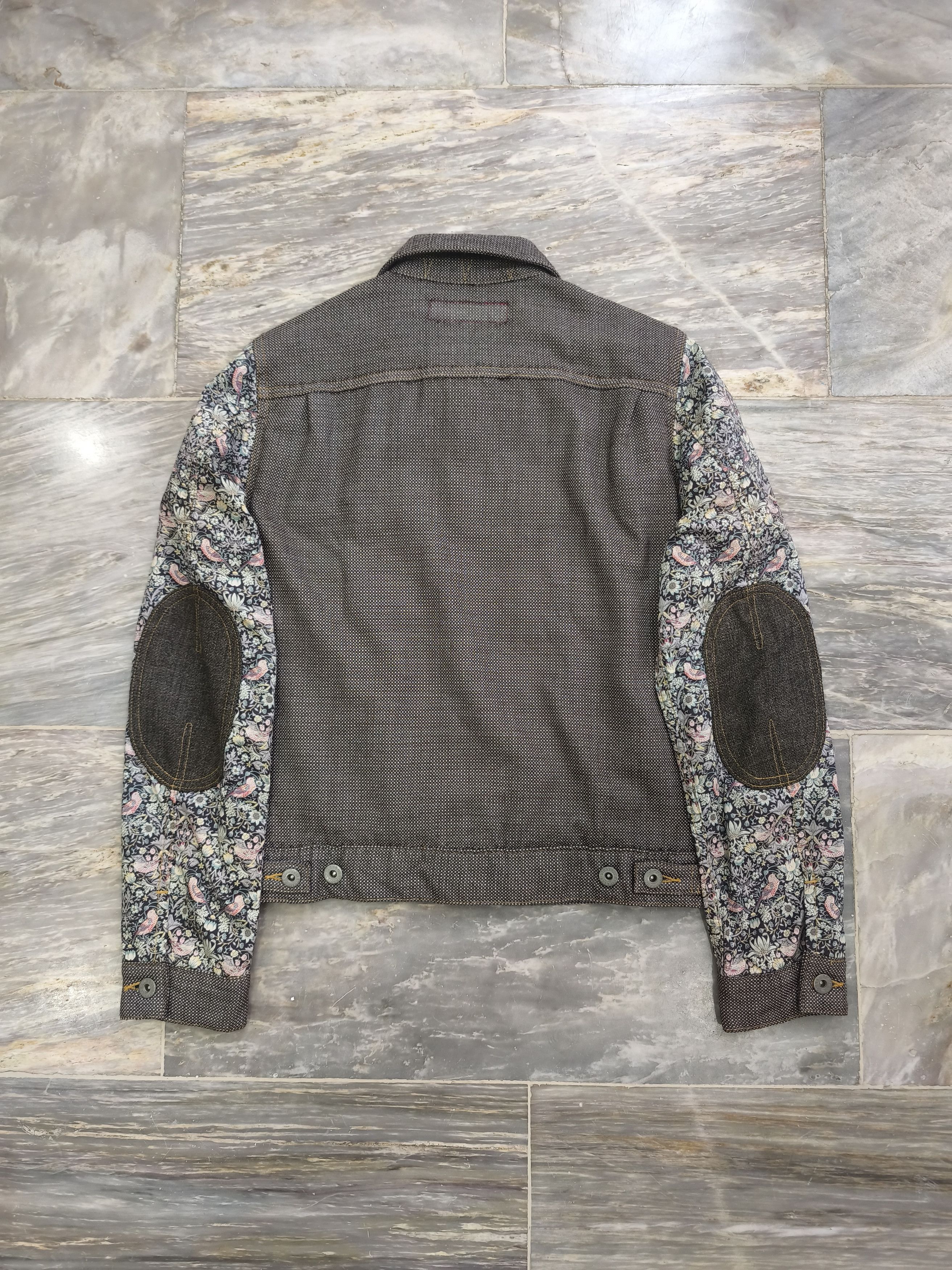 Junya Watanabe × Levi's Levi's CDG Junya Watanabe 2017 Trucker - Floral Sleeve Size US XS / EU 42 / 0 - 7 Thumbnail