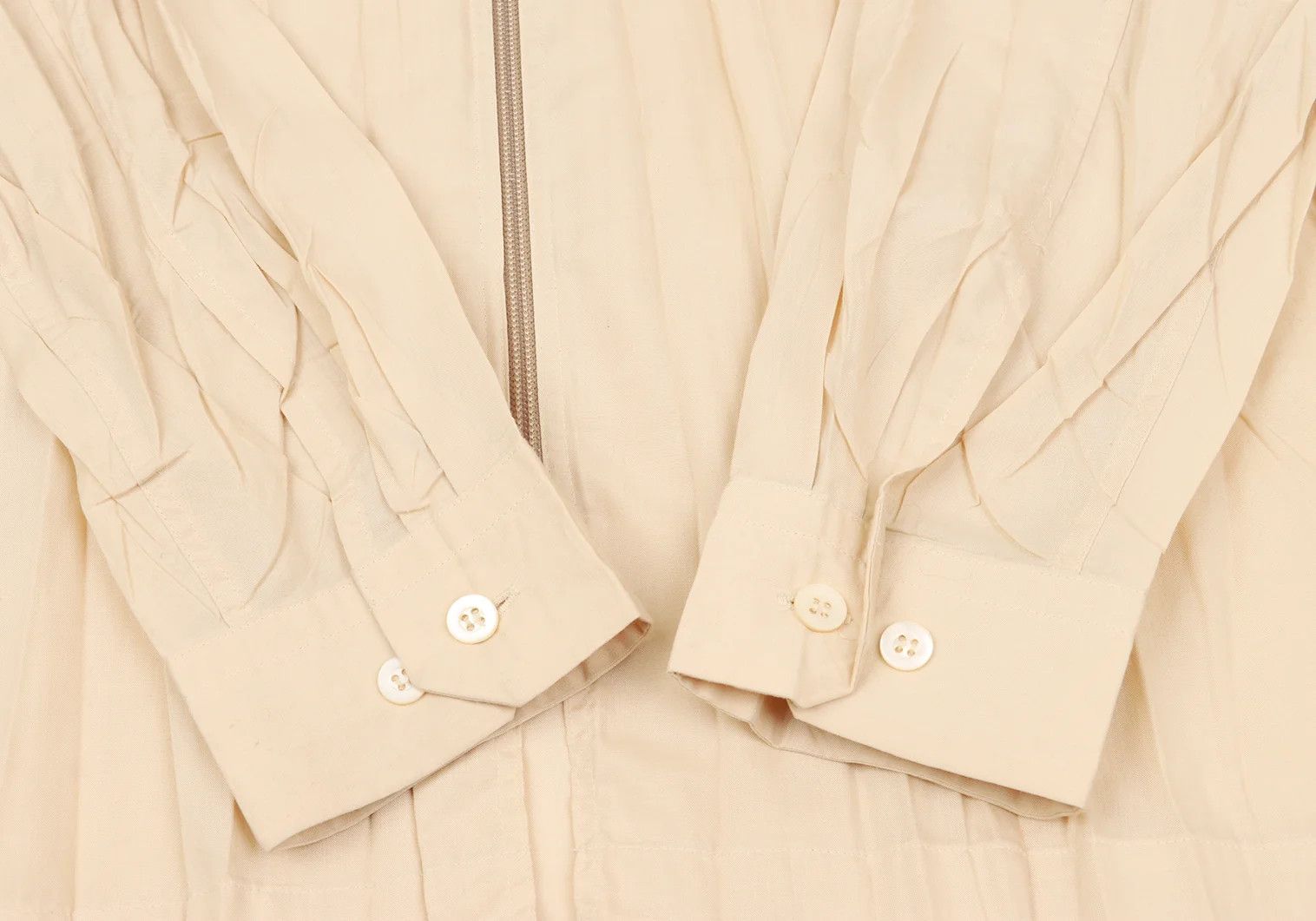 Issey Miyake Band Collar Zip-Up Shirt in Beige, Size M Size US M / EU 48-50 / 2 - 7 Thumbnail