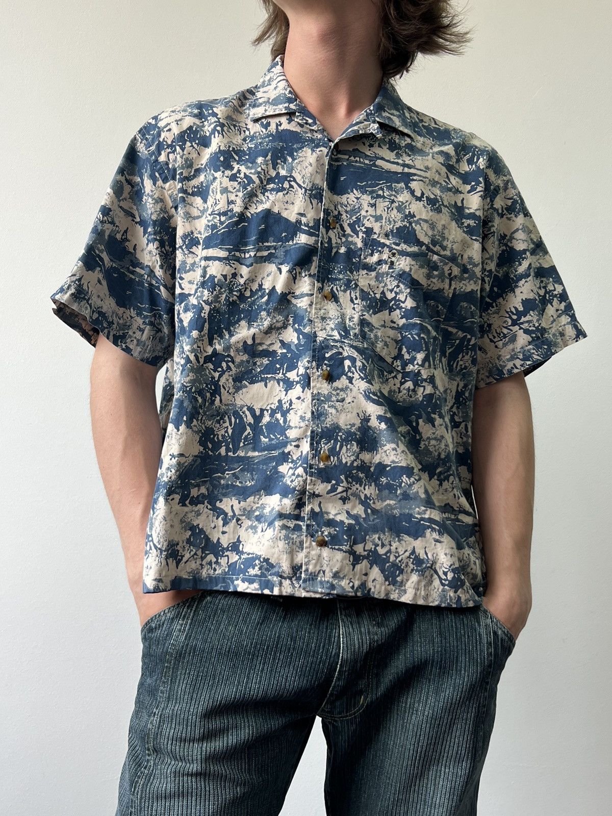 Crazy Rare Valentino Oliver short sleeve shirt