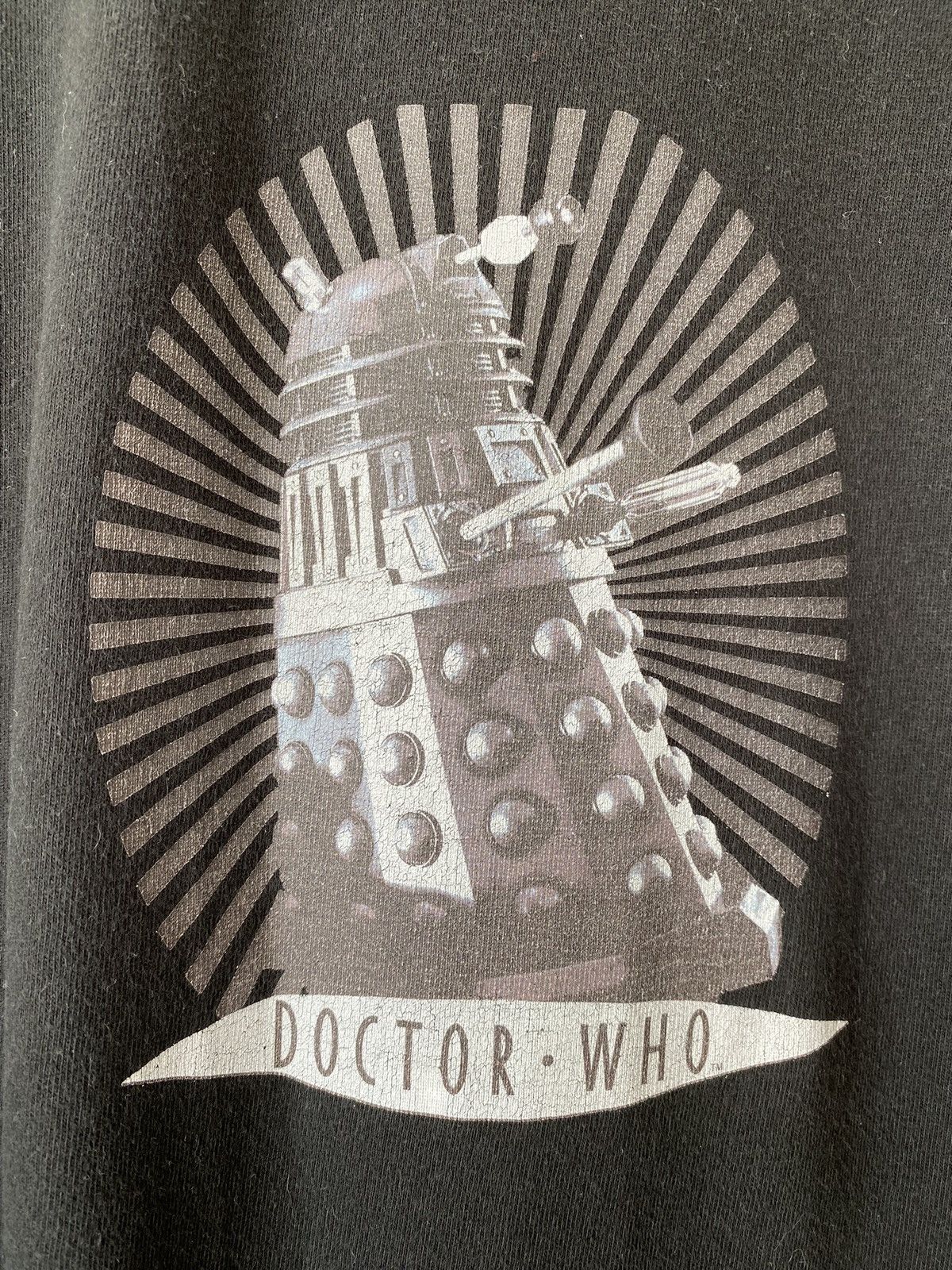 Vintage Doctor Who Dalek Black T-Shirt XL Starworld Vintage Sci-Fi Size US XL / EU 56 / 4 - 2 Thumbnail