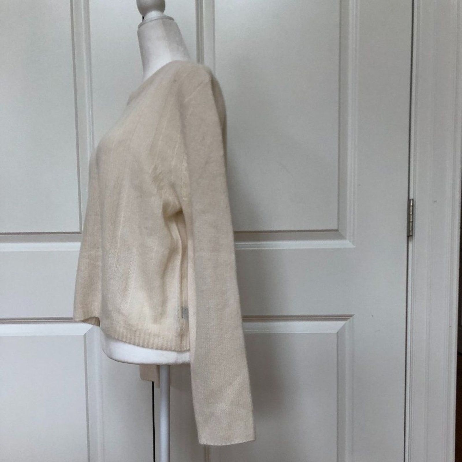 360Cashmere Cashmere Ribbed Crop Sweater from 360 Cashmere Size S / US 4 / IT 40 - 5 Thumbnail