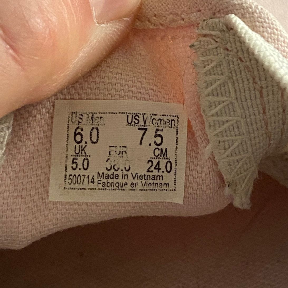 Vans Soft Pink Minimalist Skater Slip-On Sneakers Vans 7.5 Size US 7.5 / IT 37.5 - 5 Thumbnail