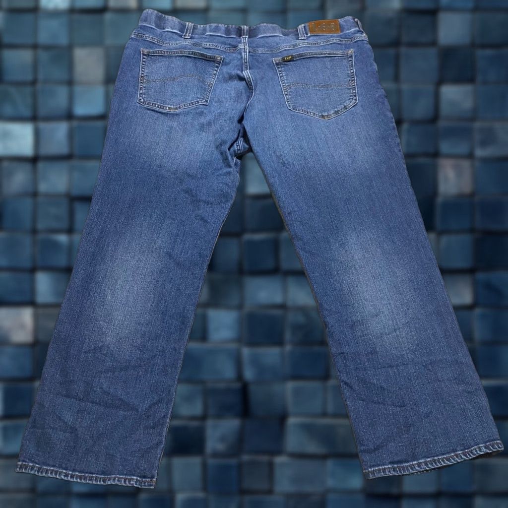 Lee Lee Jeans Mens Straight Jeans 44x30 Blue Denim Extreme Motion Mid Rise Size US 44 / EU 60 - 1 Thumbnail