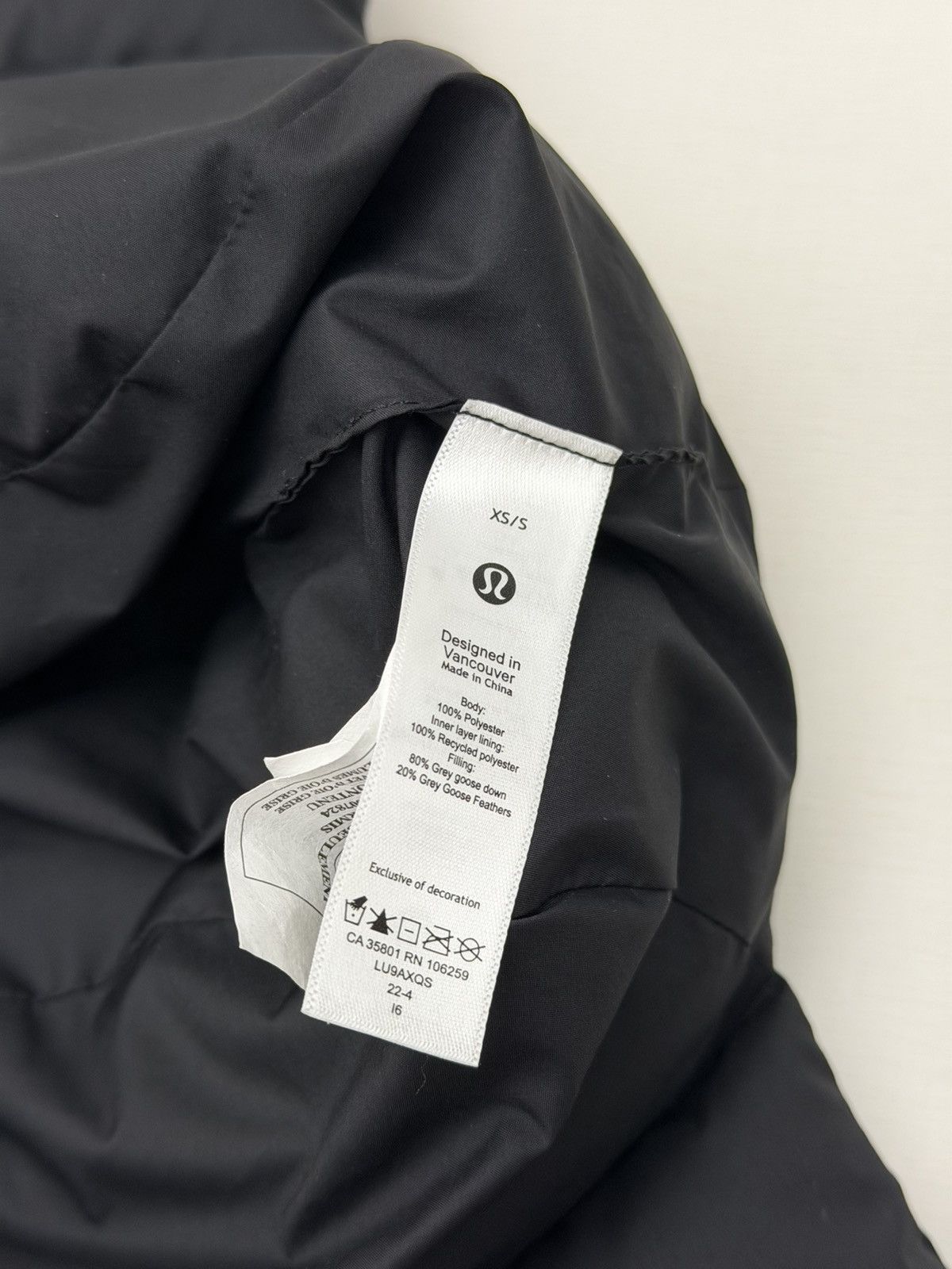Lululemon Lululemon Wunder Puff Trapper Hat Black S/XS 600 Fill Down Size ONE SIZE - 4 Thumbnail