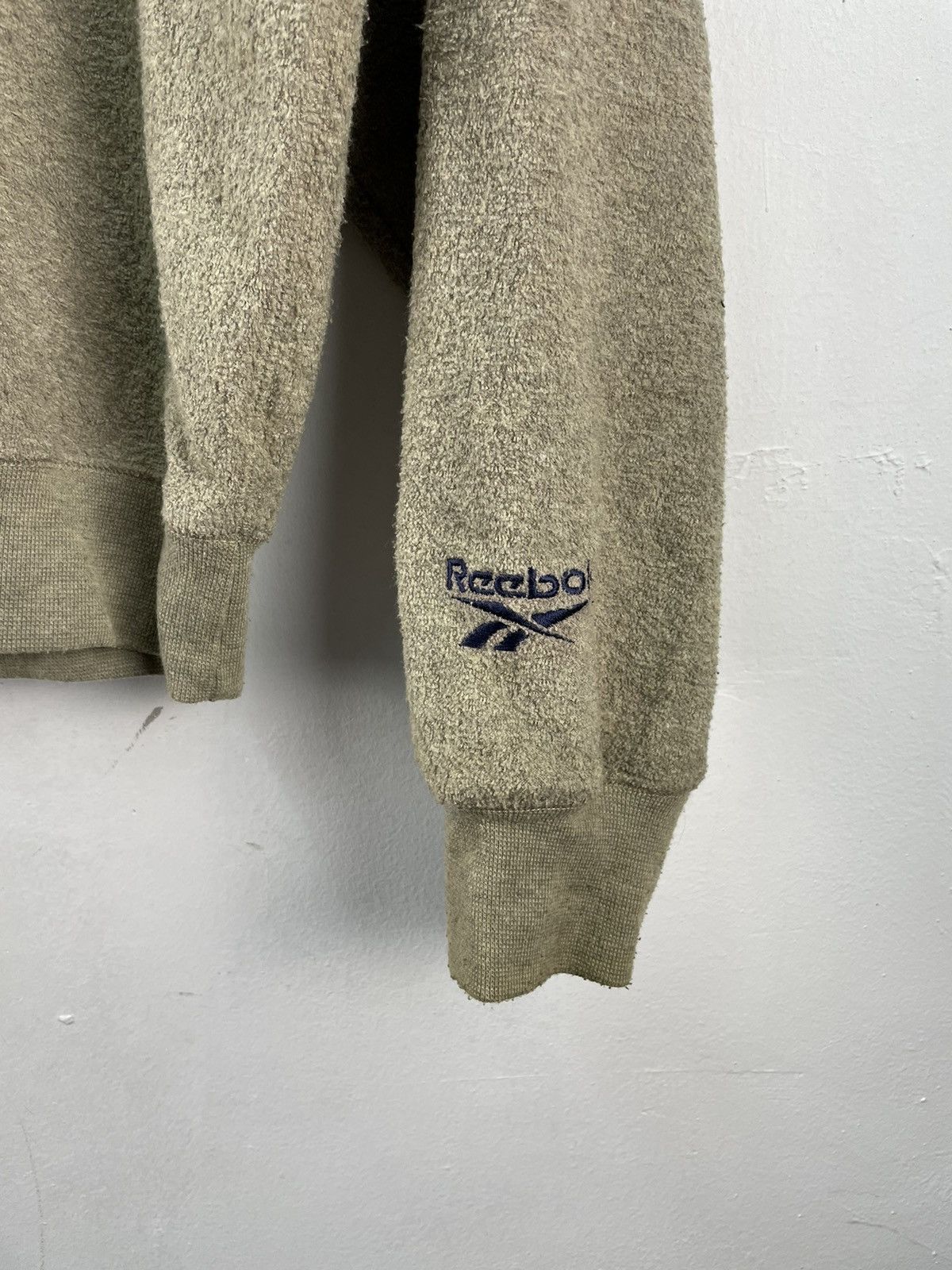 Reebok Vintage 90s Reebok Sweatshirt Pastel Green Baggy Size US M / EU 48-50 / 2 - 5 Thumbnail