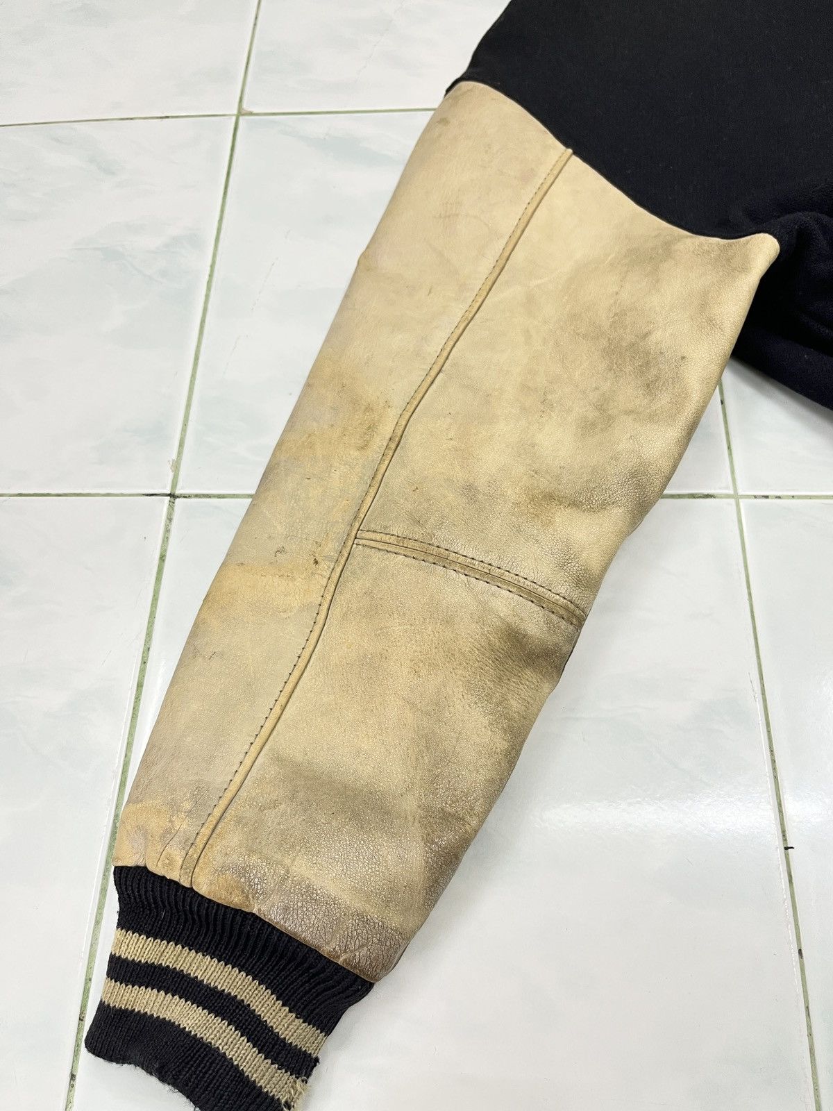Vintage 🔥🔥🔥STEALS VTG VAN JAC VAN GUARDS AMERICAN FOOTBAL TEAM Size US M / EU 48-50 / 2 - 17 Thumbnail