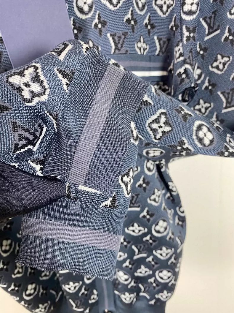 Louis Vuitton Louis Vuitton Patterned Cardigan Sweater -2505 Size M / US 6-8 / IT 42-44 - 8 Thumbnail