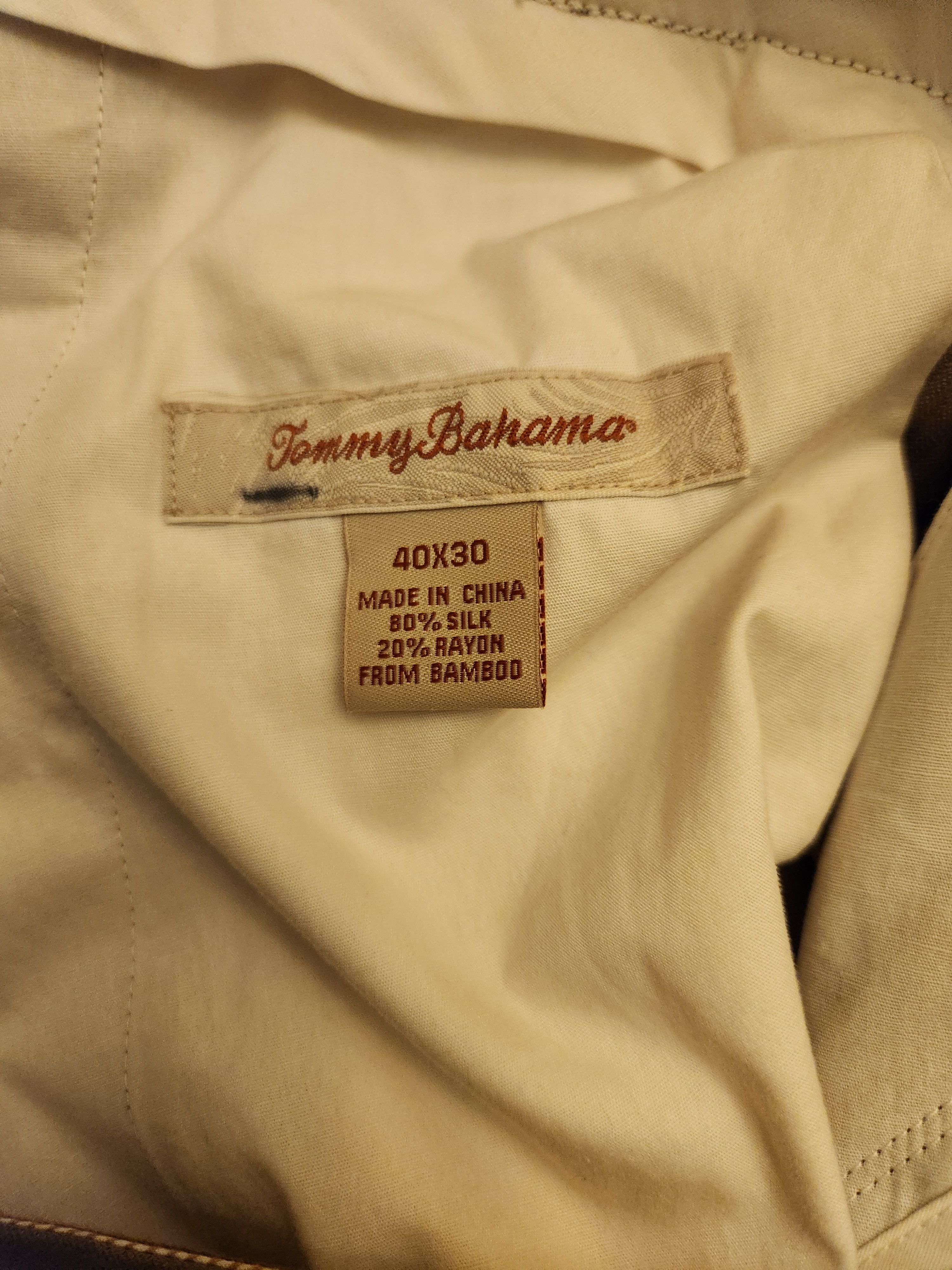 Tommy Bahama Men's Silk/Rayon Tan Pleated Front Pants. Size US 40 / EU 56 - 3 Thumbnail