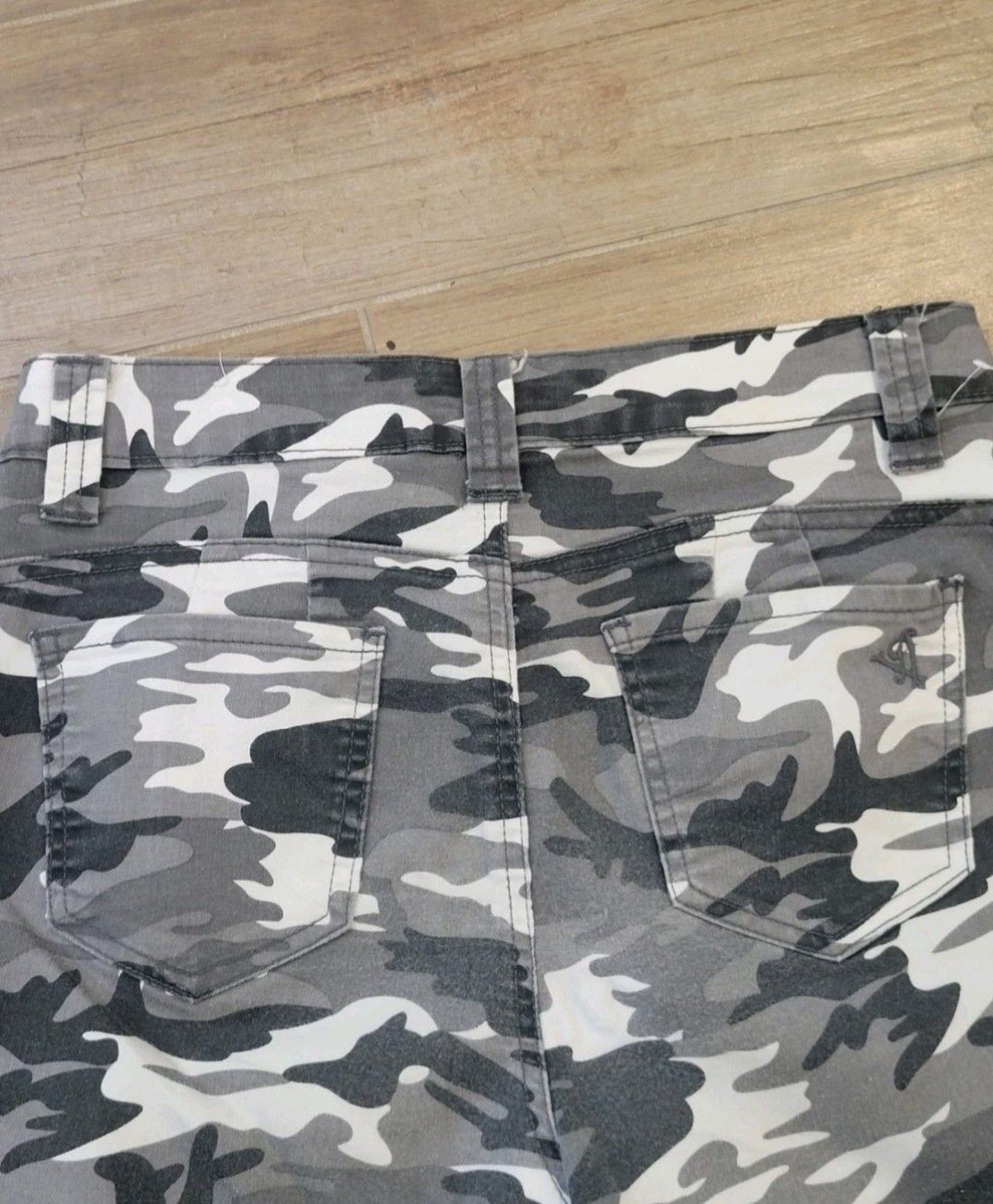 Vintage VIP Jeans Camo Pants Cargo Crop Stretchy 9/29 Size 29" - 9 Thumbnail