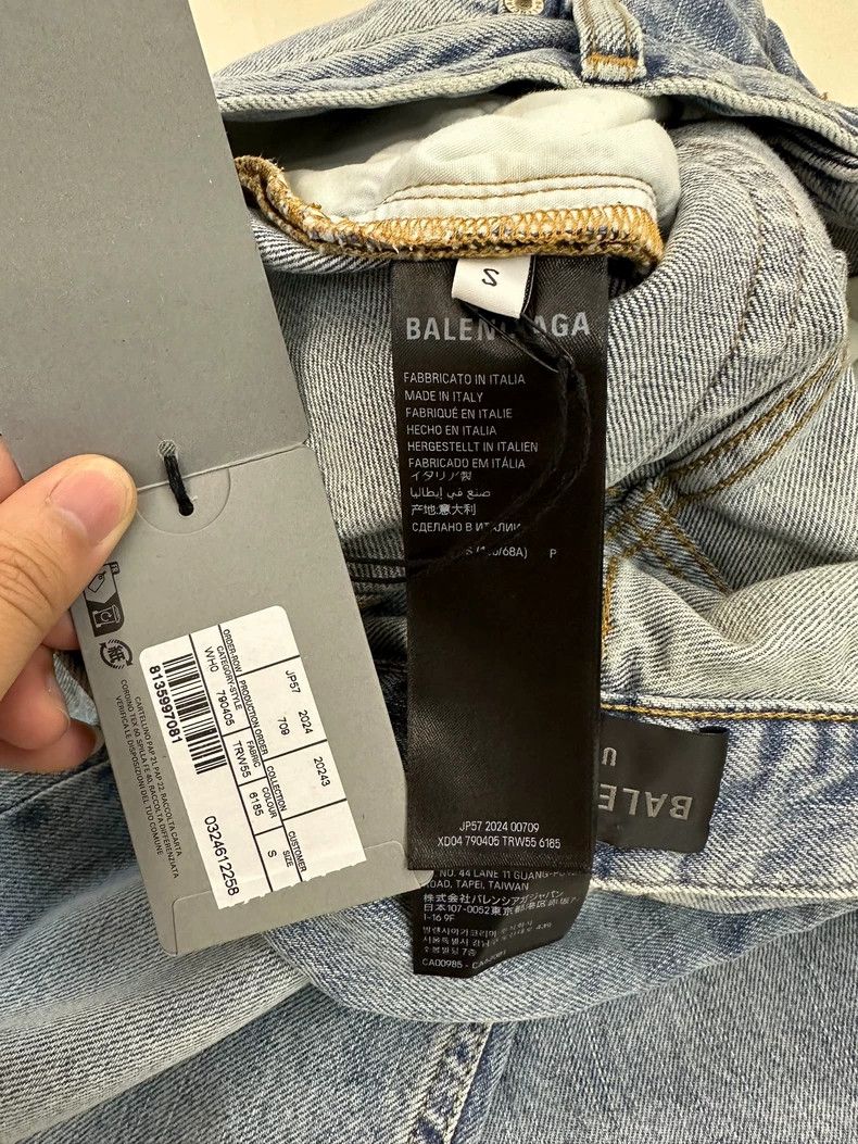 Balenciaga Balenciaga size S Hole Distressed Hem Jeans Size US 27 - 5 Thumbnail