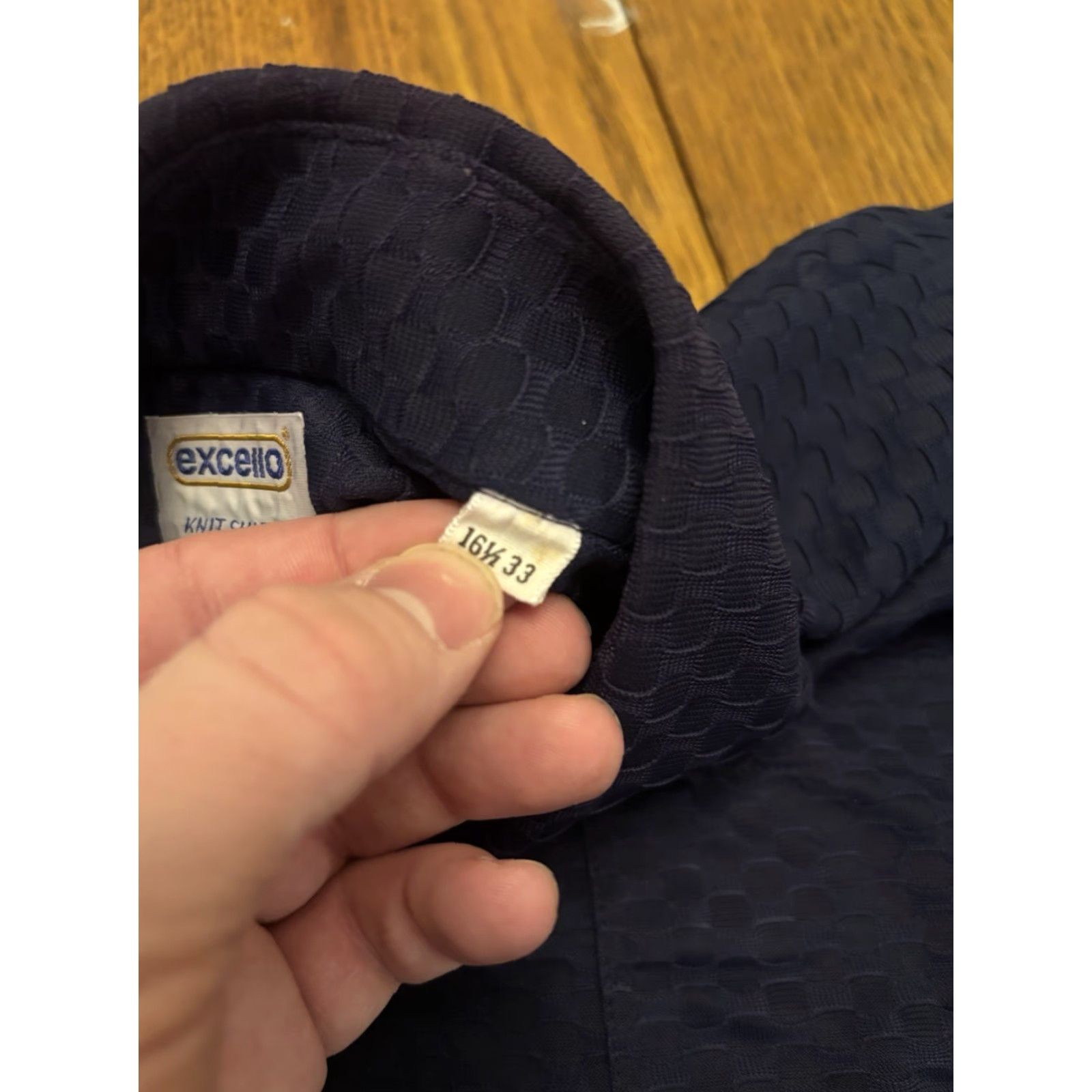 Vintage VINTAGE Unbranded Mens Shirt XL 70s Big Collar Disco Blue Nylon Woven Button-Up Long Sleeve 70s Style Mens Shirt Size US XL / EU 56 / 4 - 3 Thumbnail