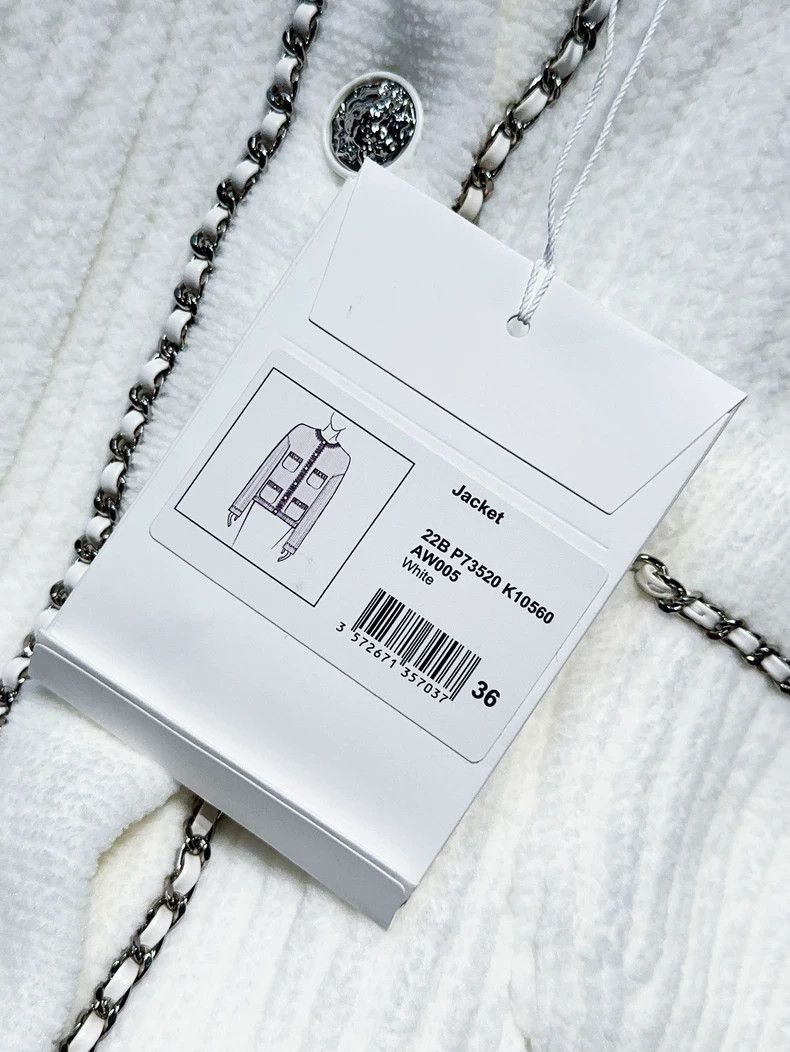 Chanel Chanel 22B white four-pocket pit strip leather wear chain Size XS / US 0-2 / IT 36-38 - 6 Thumbnail