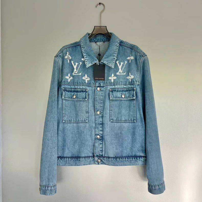Louis Vuitton LV SS25 Distressed Logo Denim Jacket Size US L / EU 52-54 / 3 - 1 Thumbnail