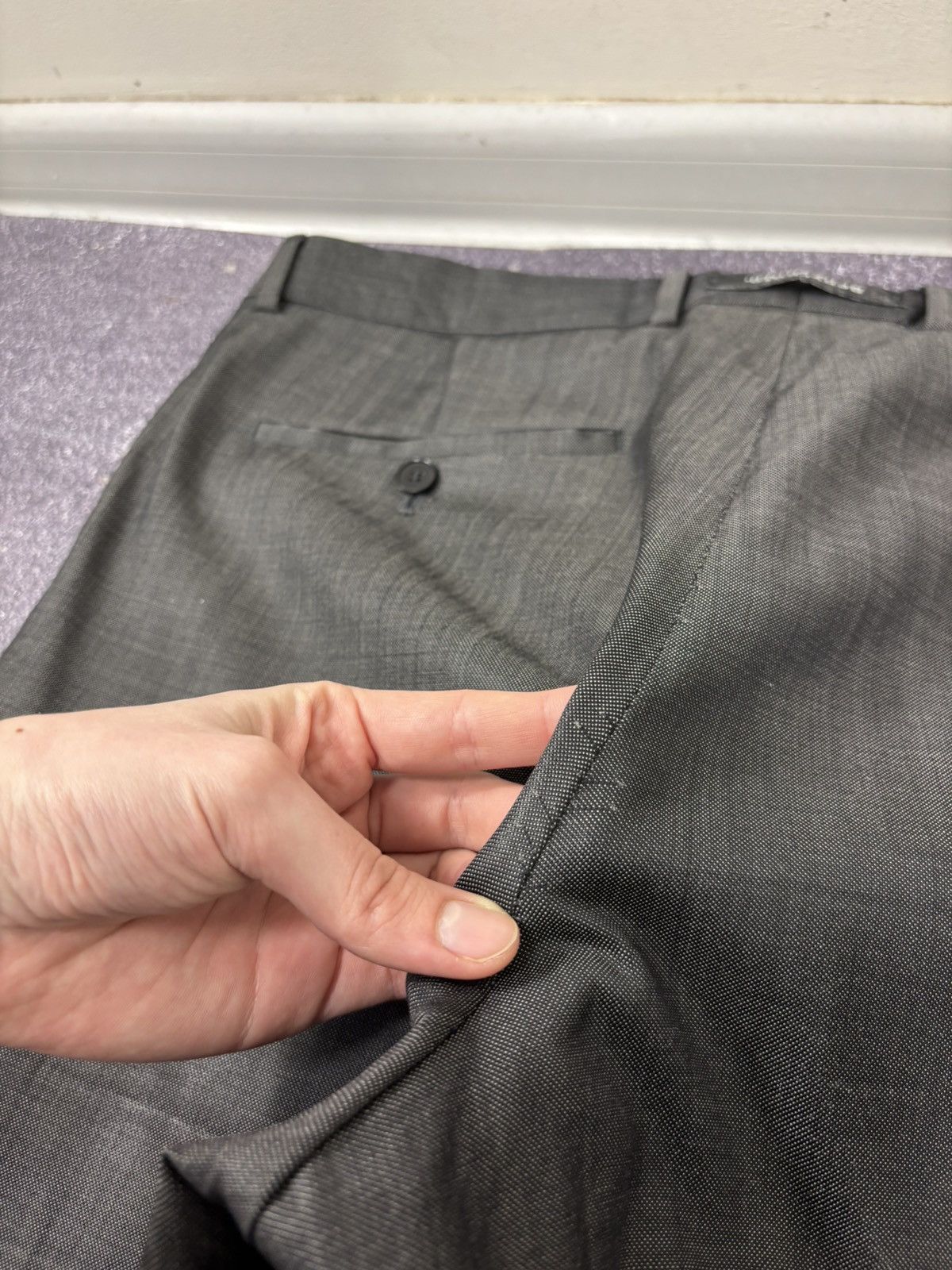 BENVENUTO. Benvenuto Fabrizio Men’s 2-Piece 4 Seasons Grey Wool Suit Size 42R - 23 Thumbnail