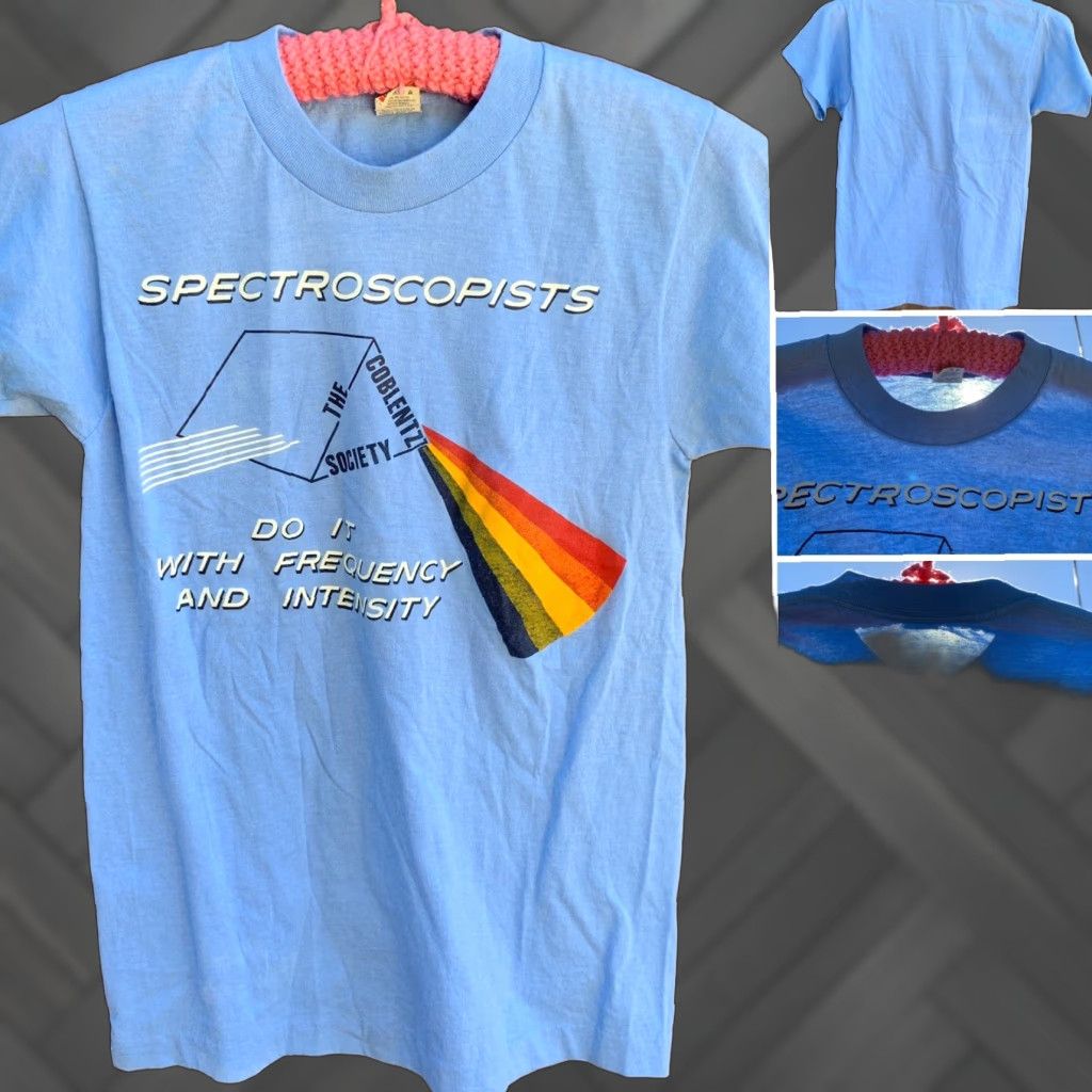 Vintage VINTAGE Spectroscopists Do It With Frequency Coblentz Society T-Shirt Rainbow S Shirt Unisex Small Blue 1980s Graphic Tee Mens Womens Boys Girls Size US S / EU 44-46 / 1 - 1 Thumbnail