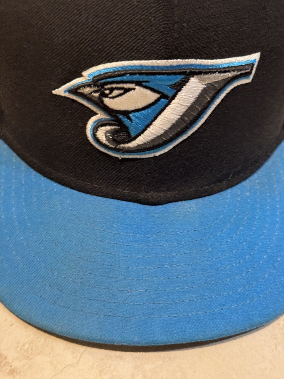 New Era Toronto Blue Jays Black Blue 2Tone Hat Used Snapback Size ONE SIZE - 3 Thumbnail