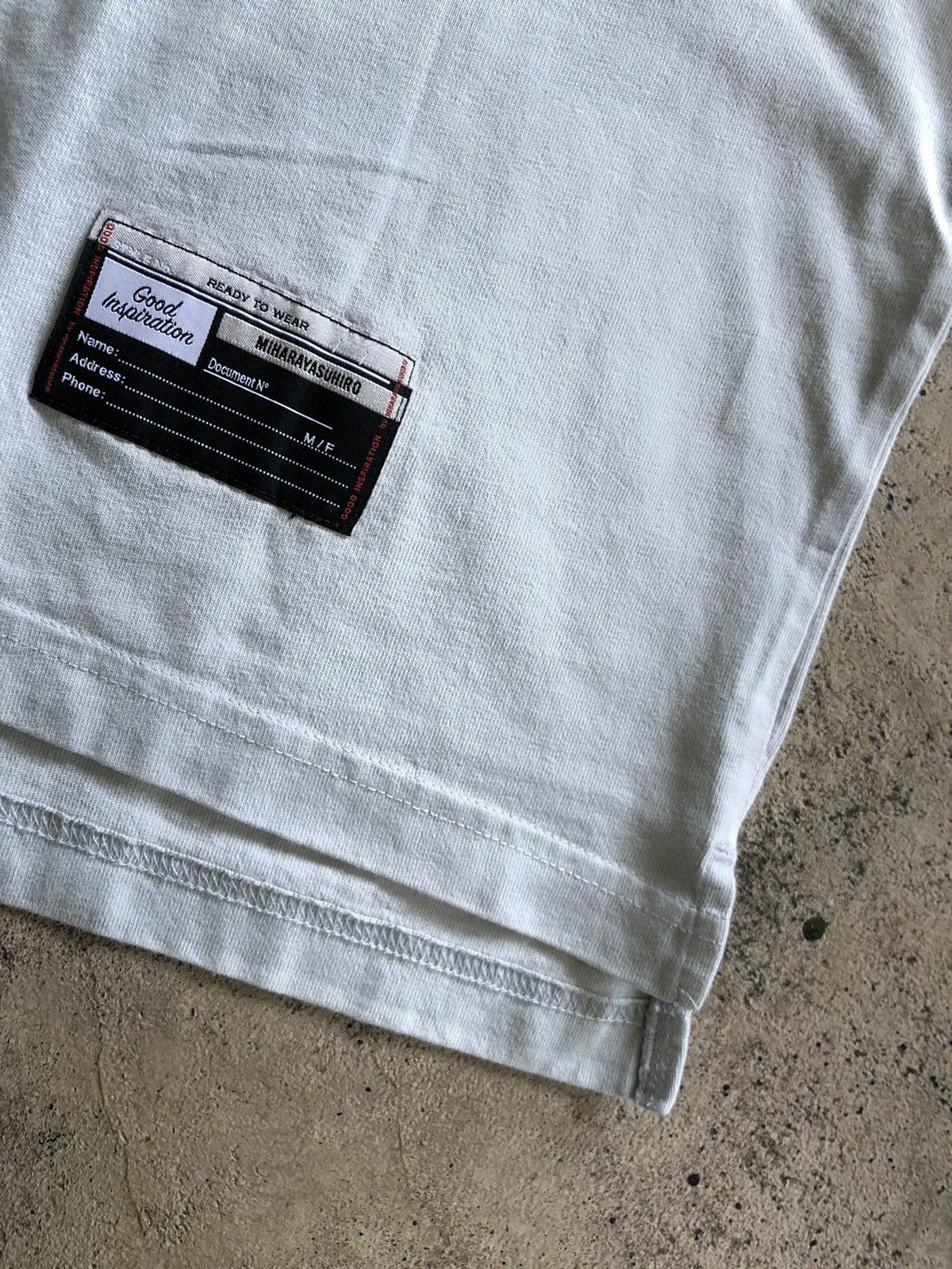 Japanese Brand × Maison MIHARA YASUHIRO JAPANESE MIHARAYASUHIRO X GU GOOD INSPIRATION SHIRT Size US S / EU 44-46 / 1 - 4 Thumbnail