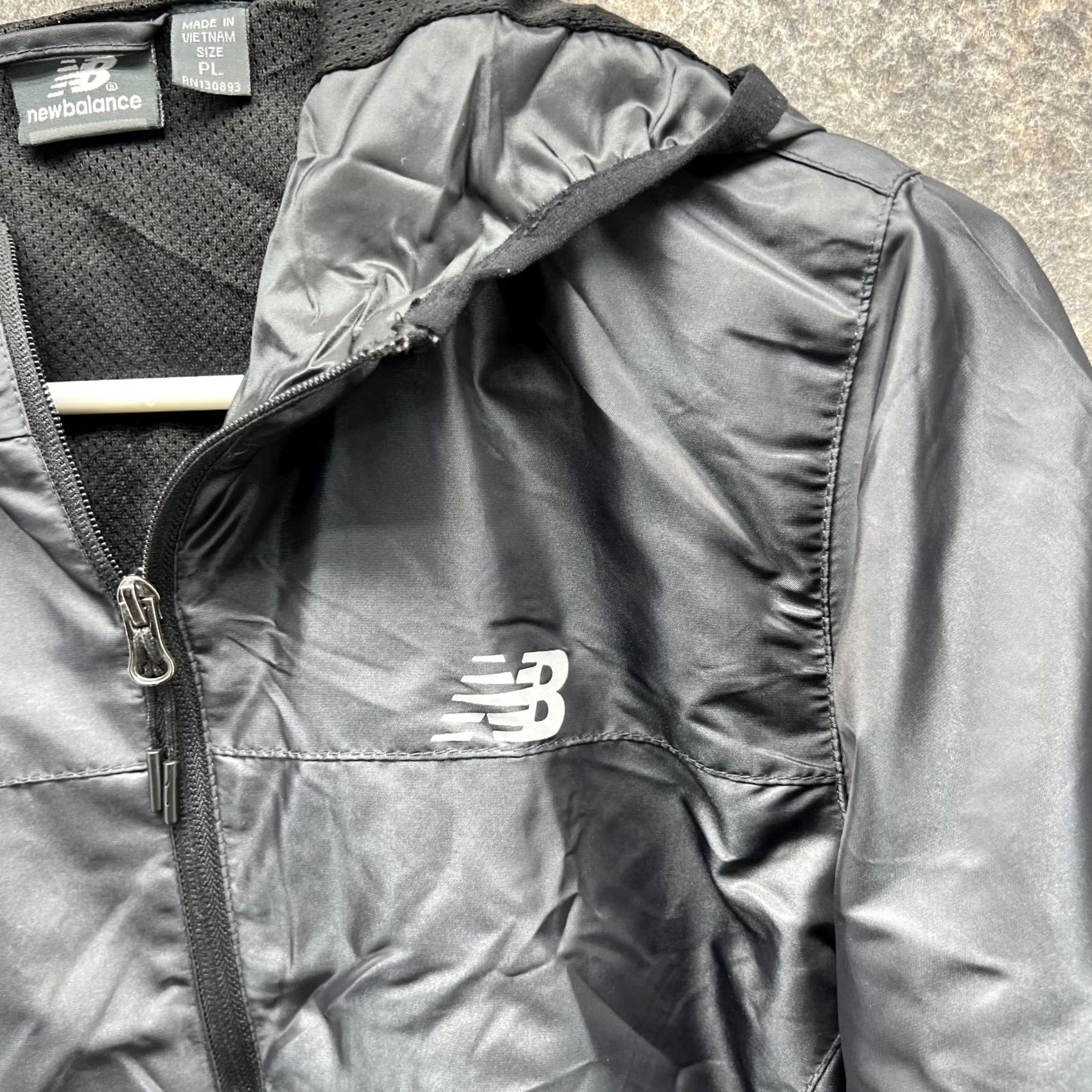 New Balance New Balance Women PL Petite Black Full Zip Hoodie Polyester Windbreaker Size L / US 10 / IT 46 - 4 Thumbnail