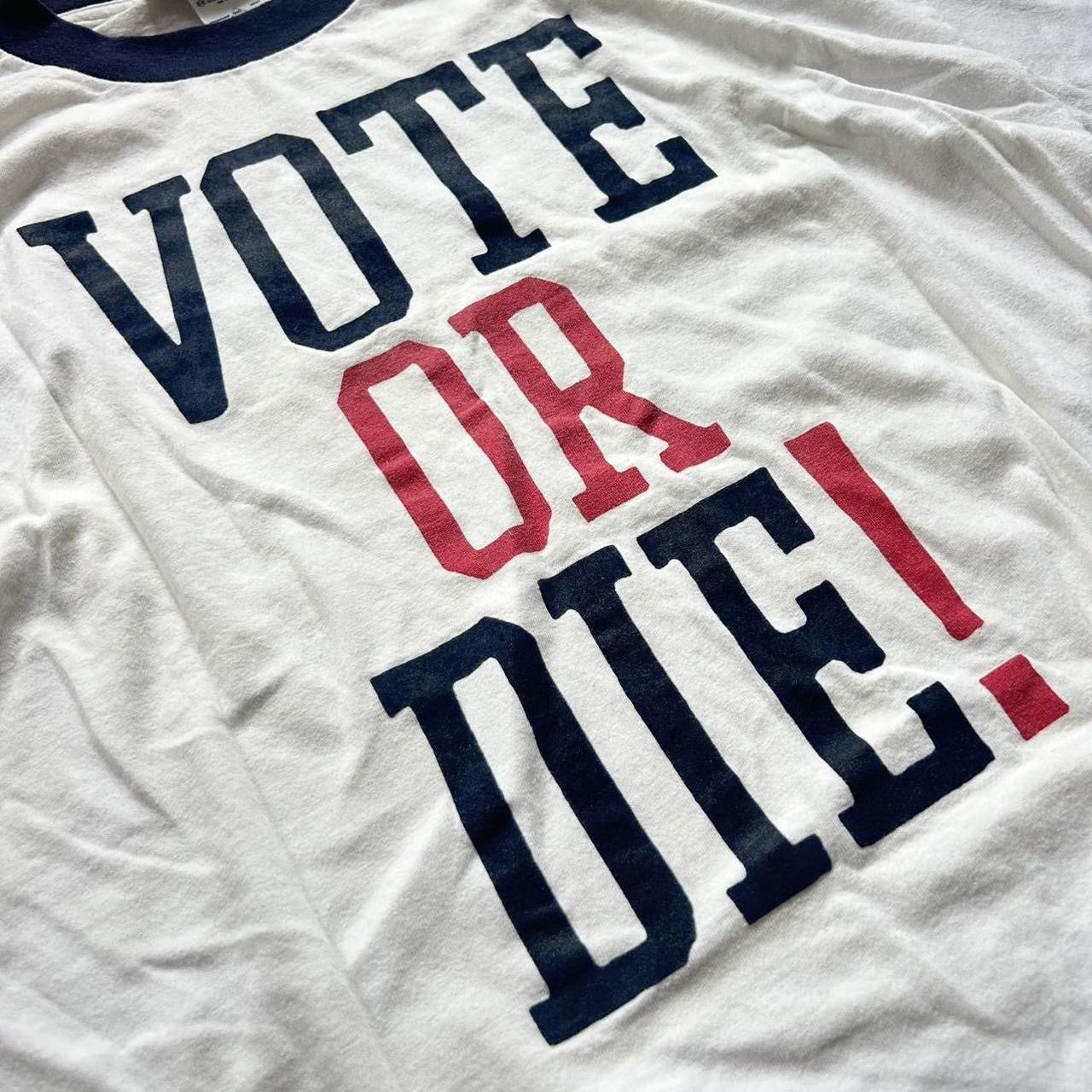 Sean John Vintage Y2K 2004 Sean John “Vote or Die” Graphic Tee Size US XXL / EU 58 / 5 - 2 Thumbnail