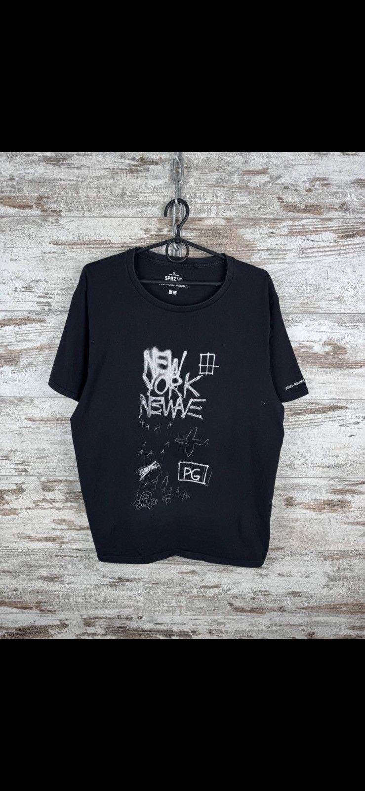 Jean-Michel Basquiat × Uniqlo × Vintage Mens Uniqlo x Jean-Michel Basquiat T Shirt Tee Size US M / EU 48-50 / 2 - 1 Thumbnail