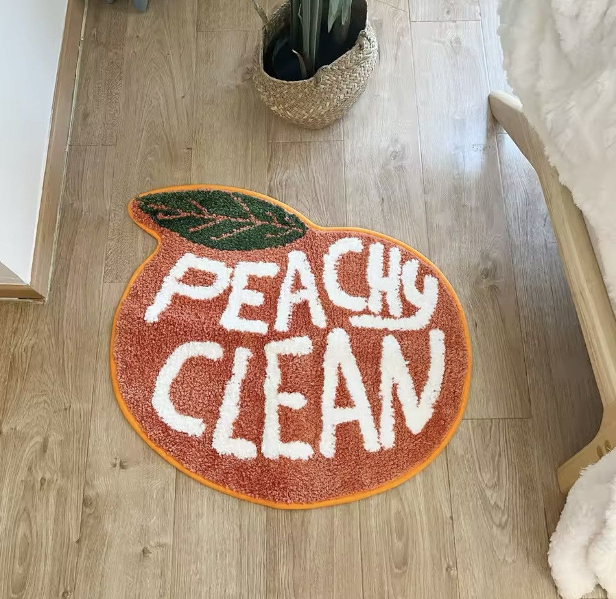 Japanese Brand Peach Tufted Rug Kawaii Carpet Size ONE SIZE - 3 Thumbnail