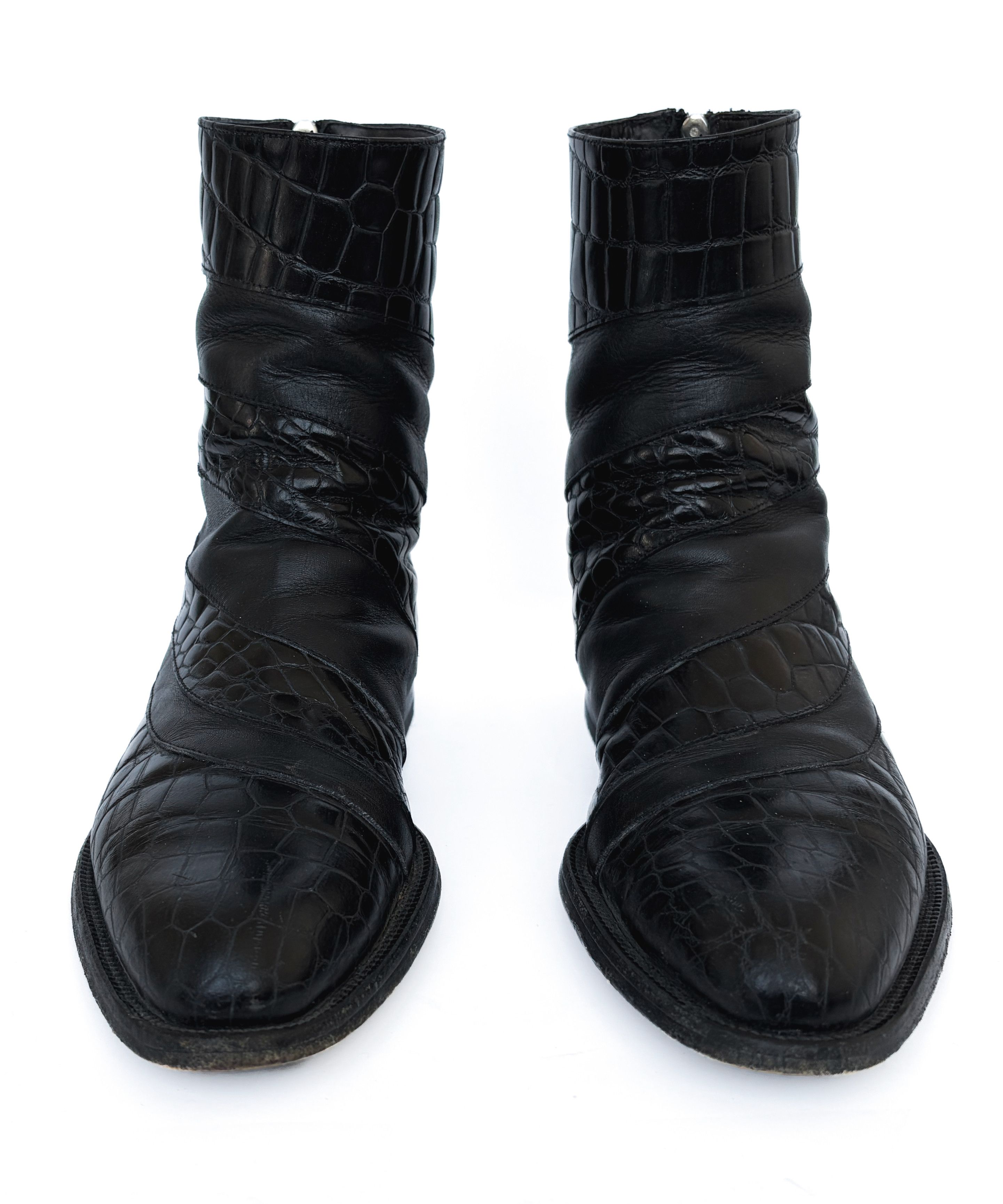 Versace GIANNI VERSACE Boots Ankle Shoes Leather Black Medusa Zip Size US 6 / EU 39 - 4 Thumbnail